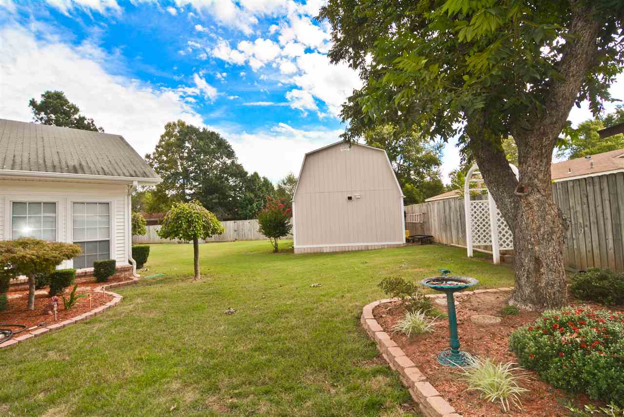 STONEWALL - Residential