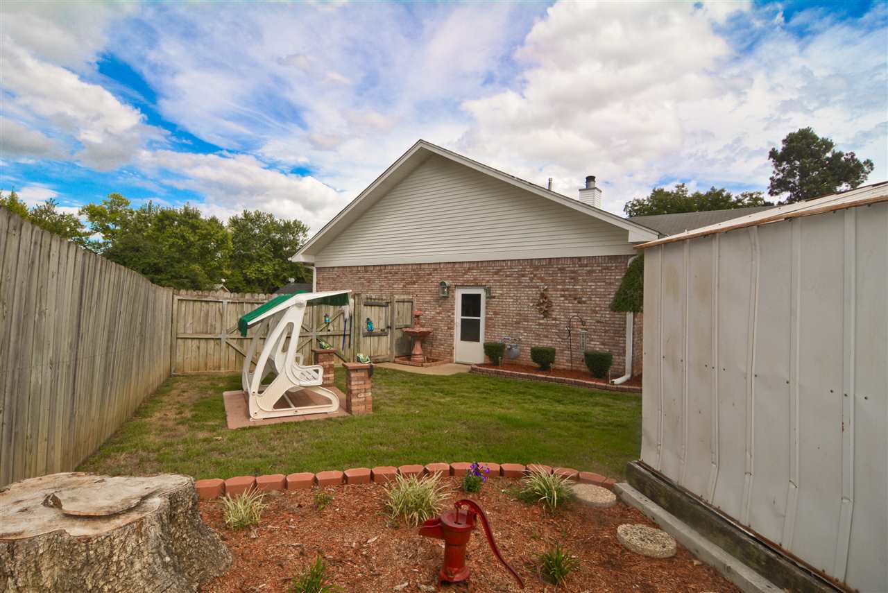 STONEWALL - Residential