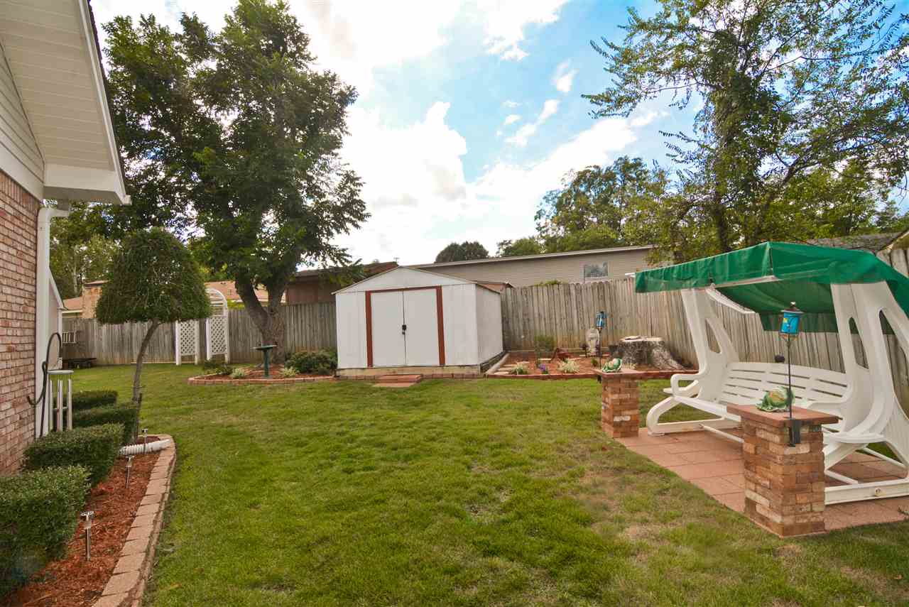 STONEWALL - Residential