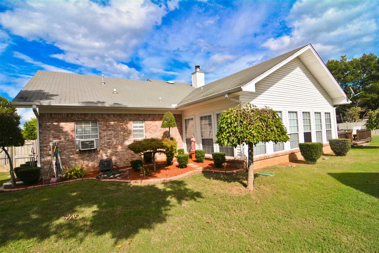 STONEWALL - Residential