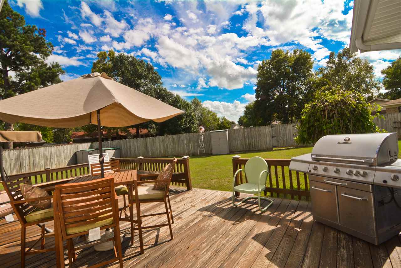 STONEWALL - Residential