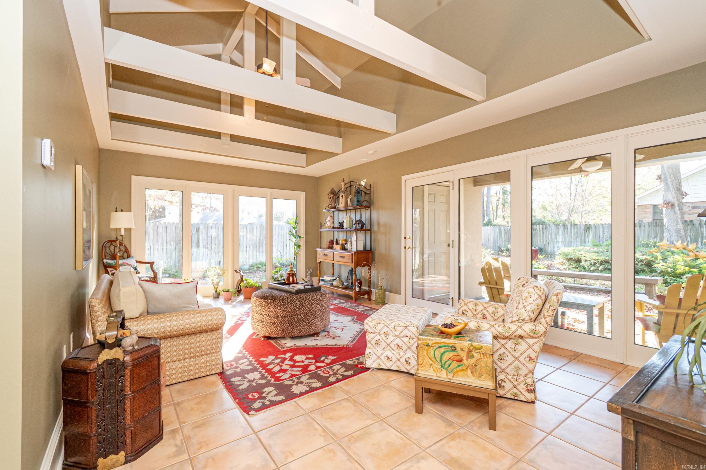 THOMPSON HEIGHTS 6TH S-D - Residential