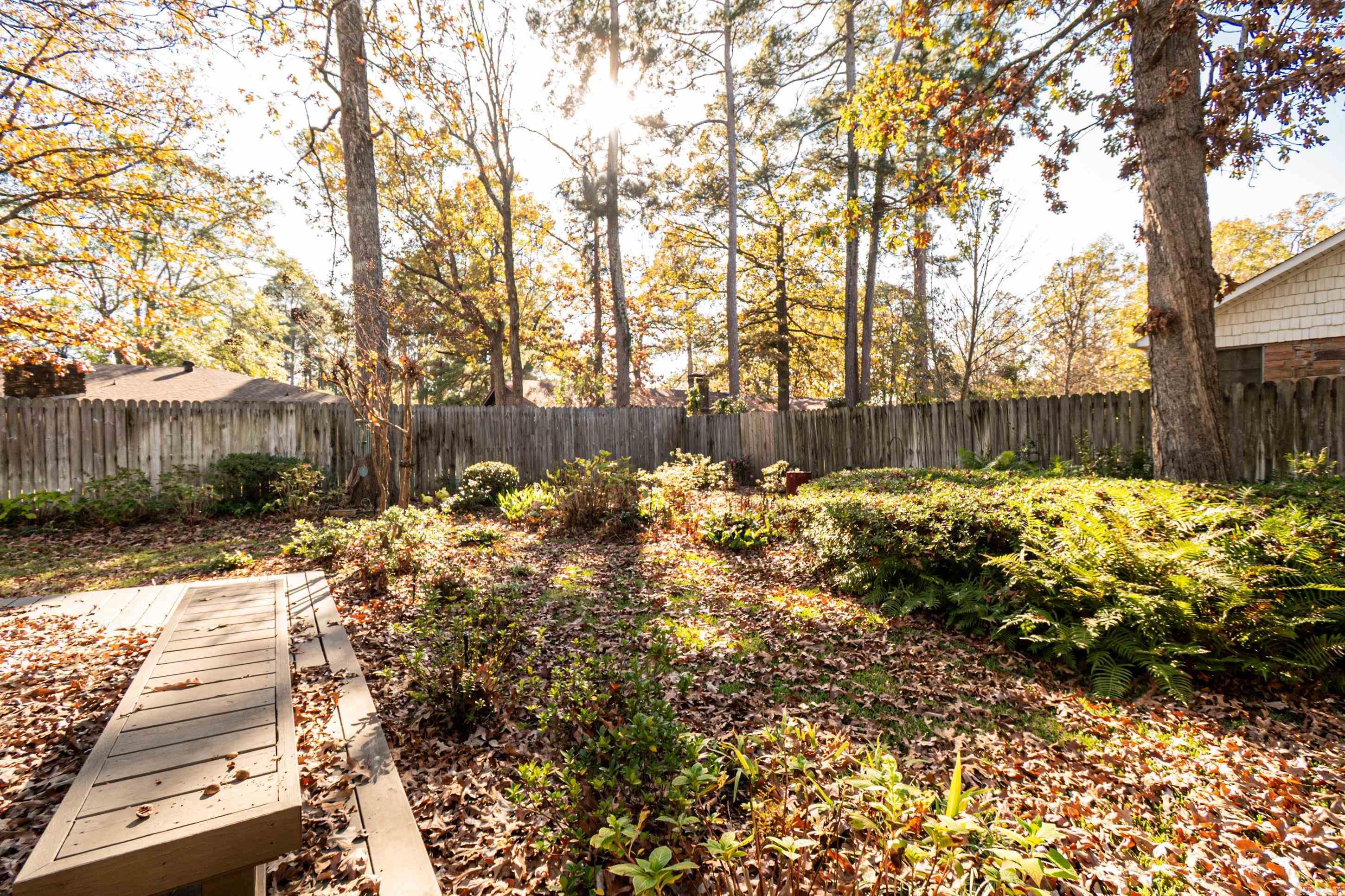 THOMPSON HEIGHTS 6TH S-D - Residential