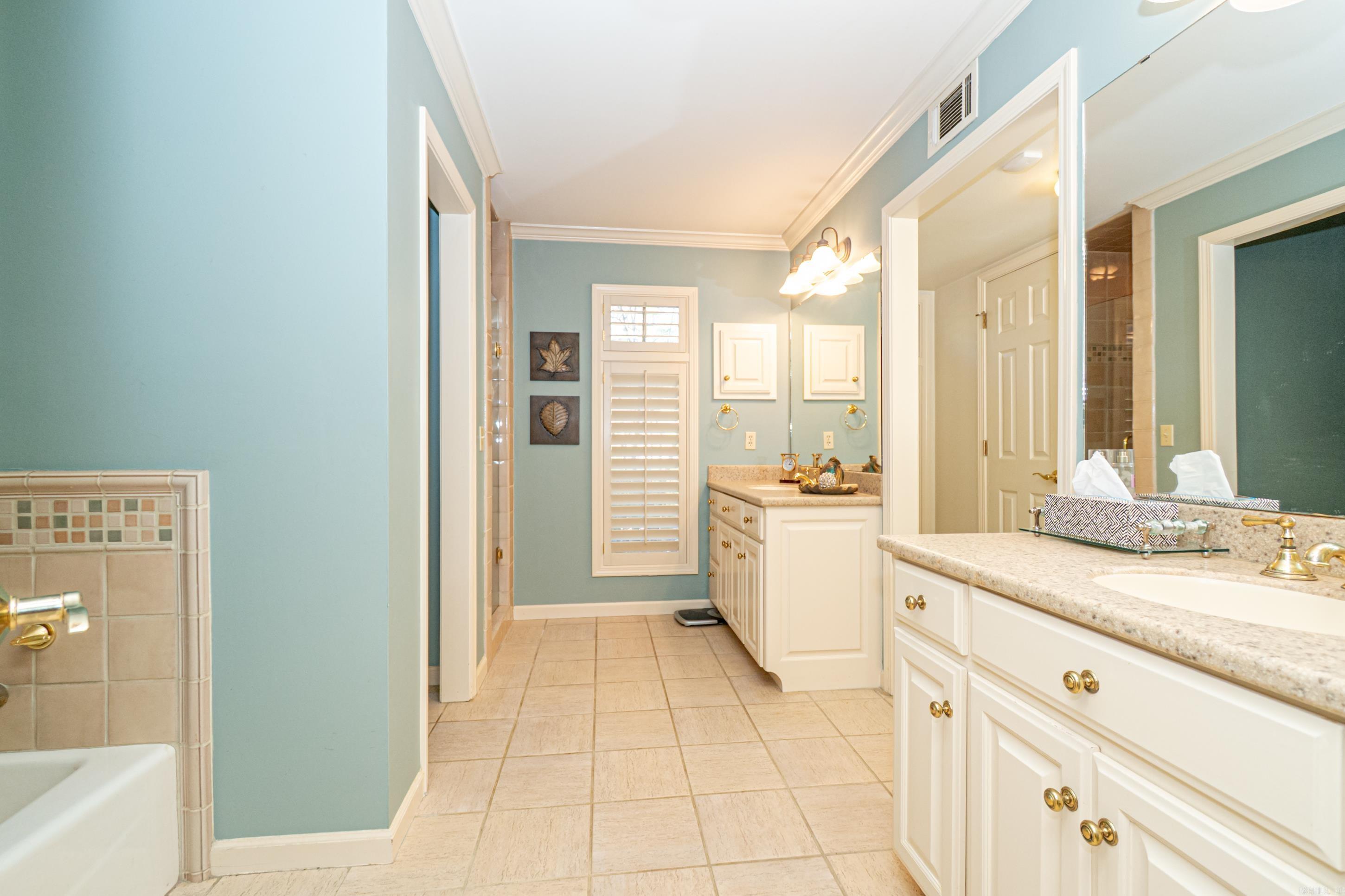 THOMPSON HEIGHTS 6TH S-D - Residential