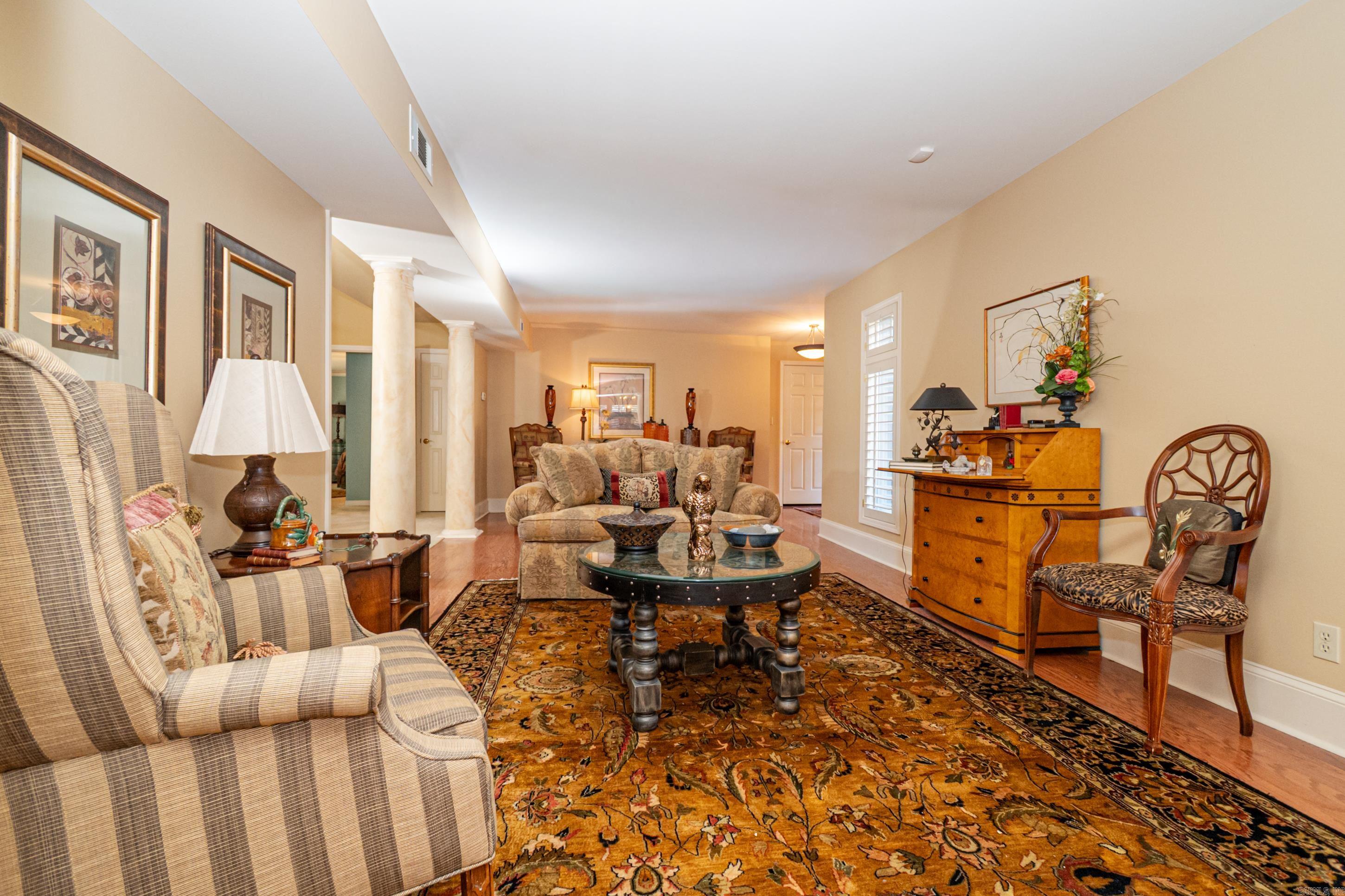 THOMPSON HEIGHTS 6TH S-D - Residential