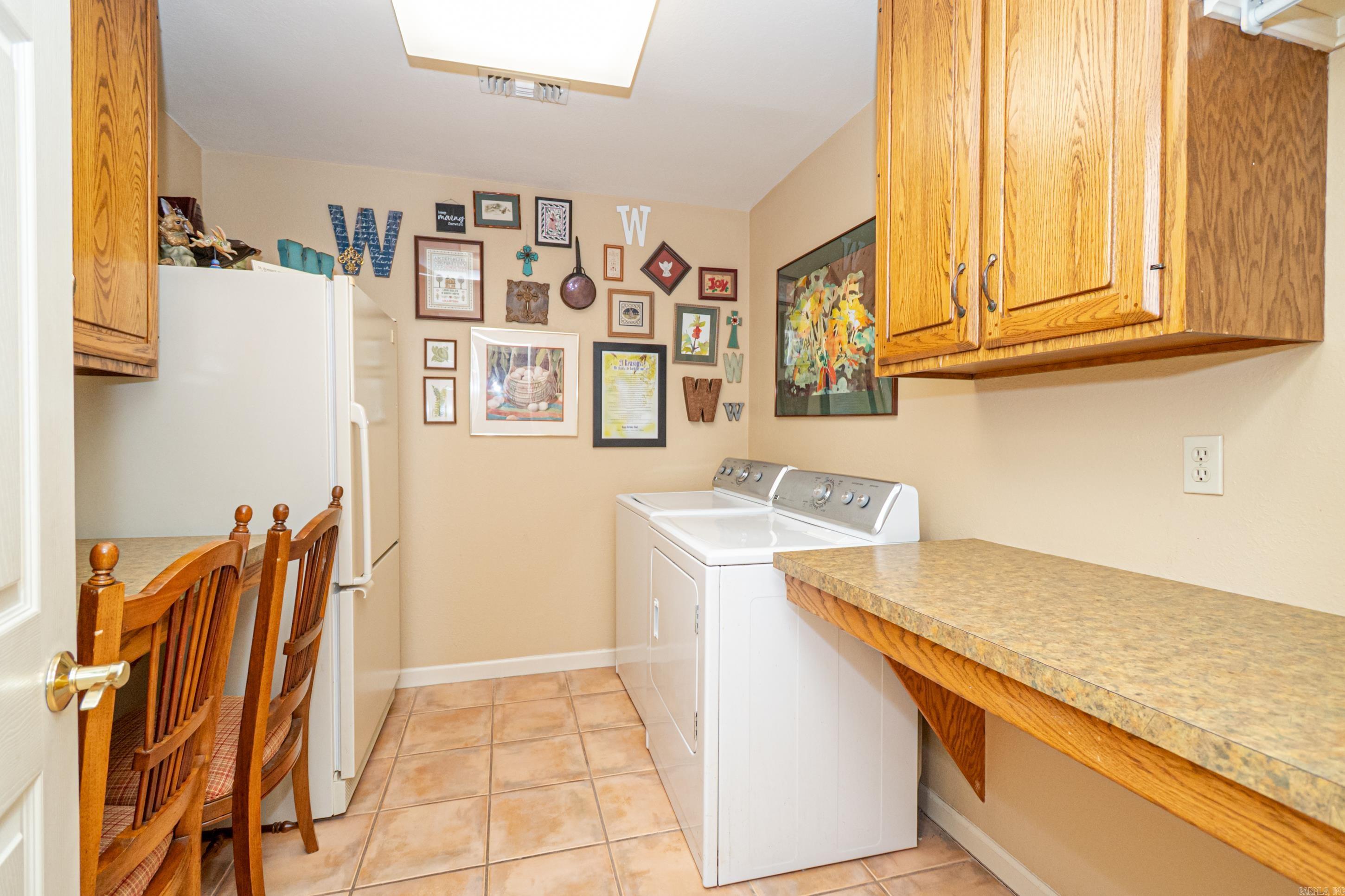 THOMPSON HEIGHTS 6TH S-D - Residential