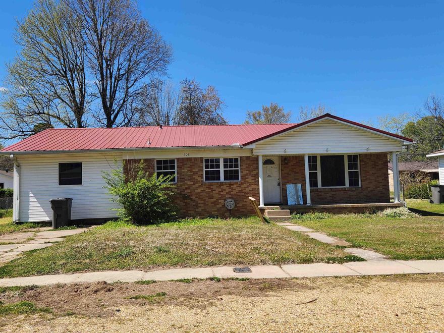 Foreclosure, needs some TLC