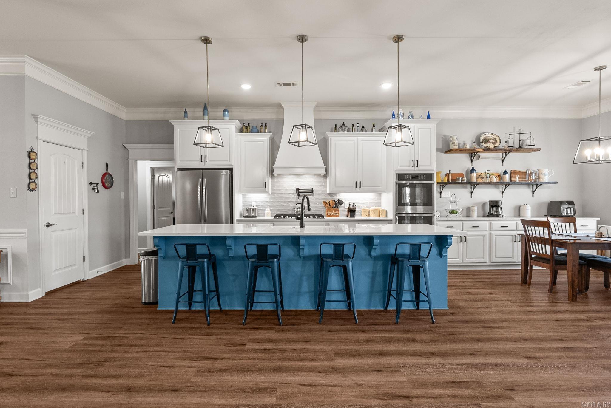 COUNTRY CLUB OF AR THE PH XXIV-C - Residential