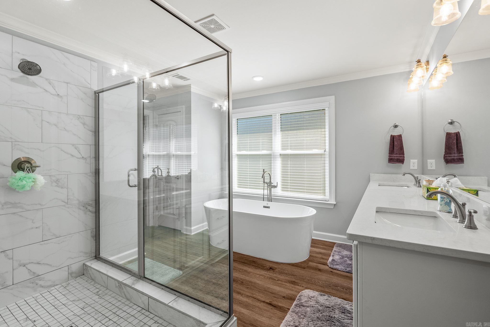 COUNTRY CLUB OF AR THE PH XXIV-C - Residential