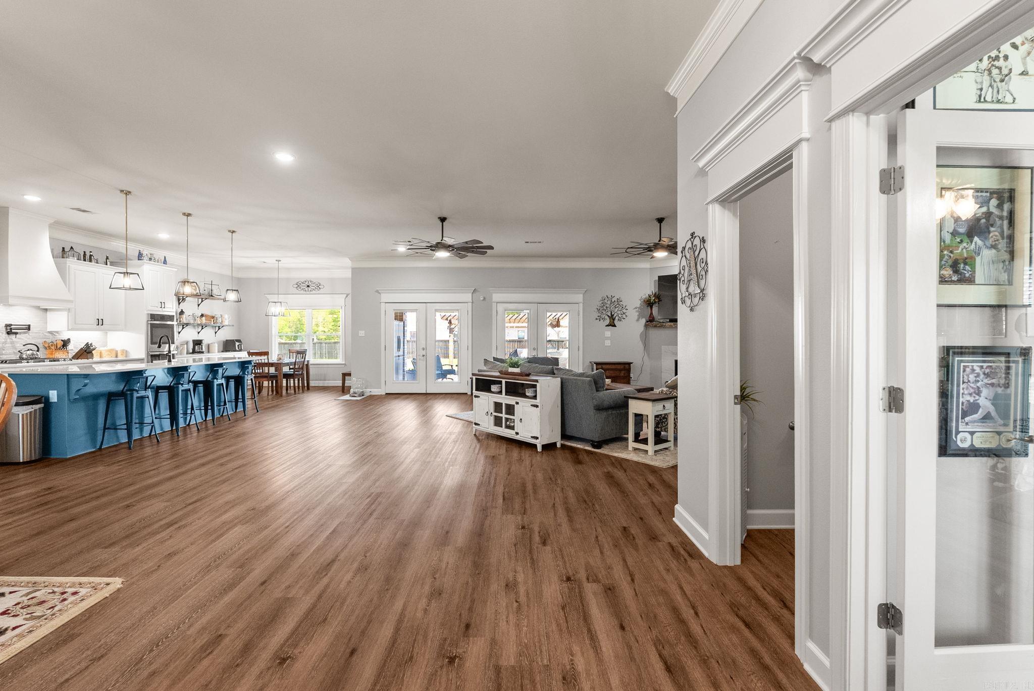 COUNTRY CLUB OF AR THE PH XXIV-C - Residential