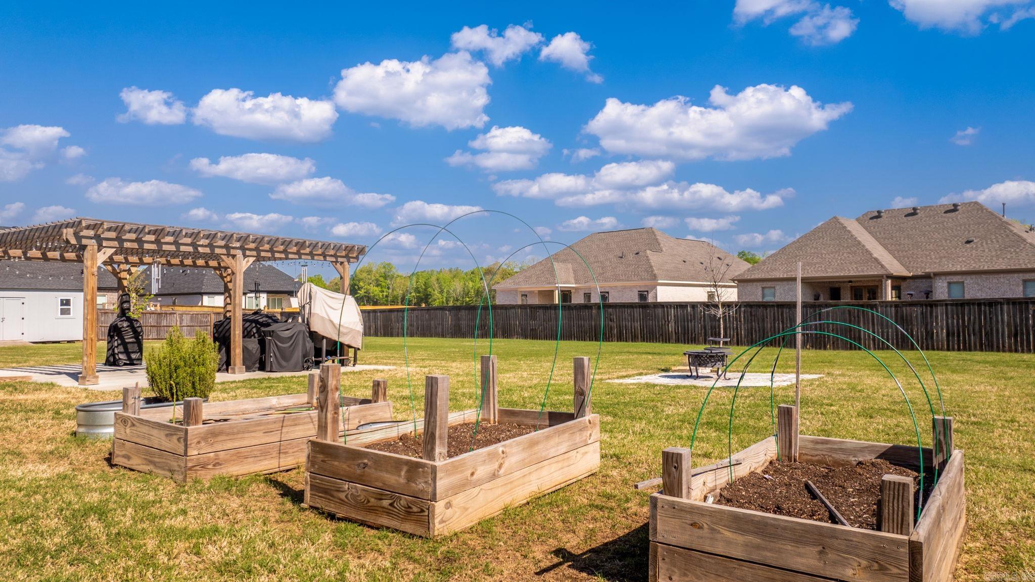 COUNTRY CLUB OF AR THE PH XXIV-C - Residential