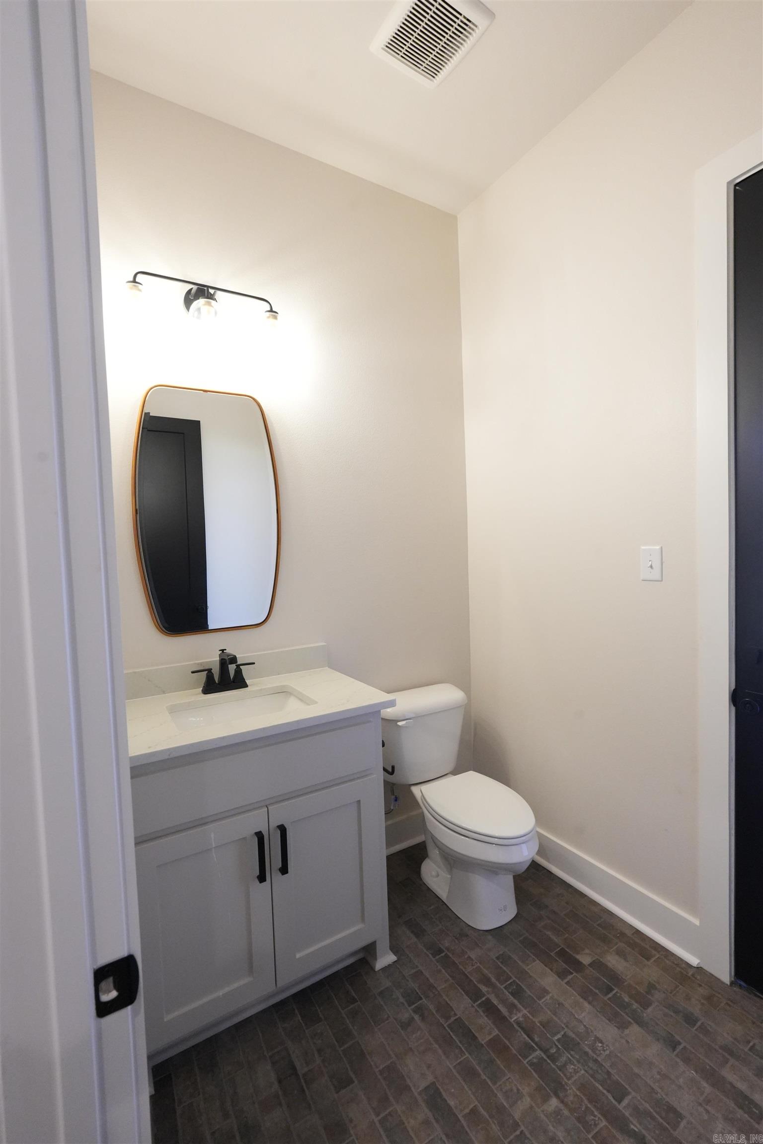 AVILLA MANOR - Residential