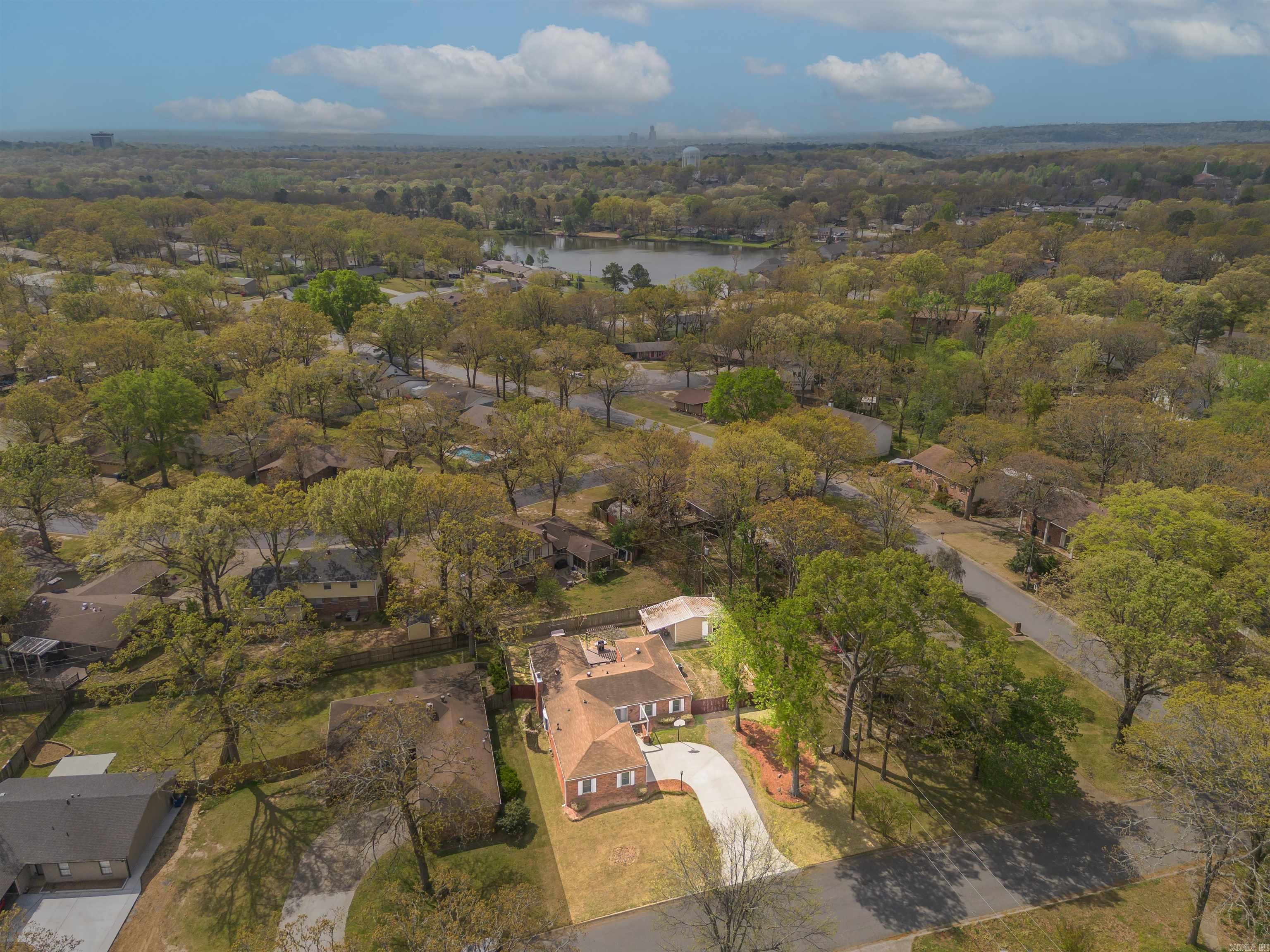 INDIAN HILLS - Residential