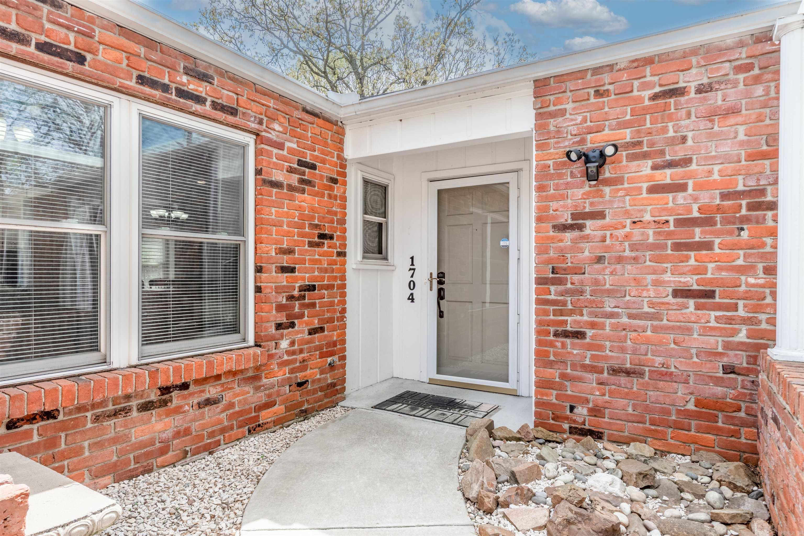 INDIAN HILLS - Residential