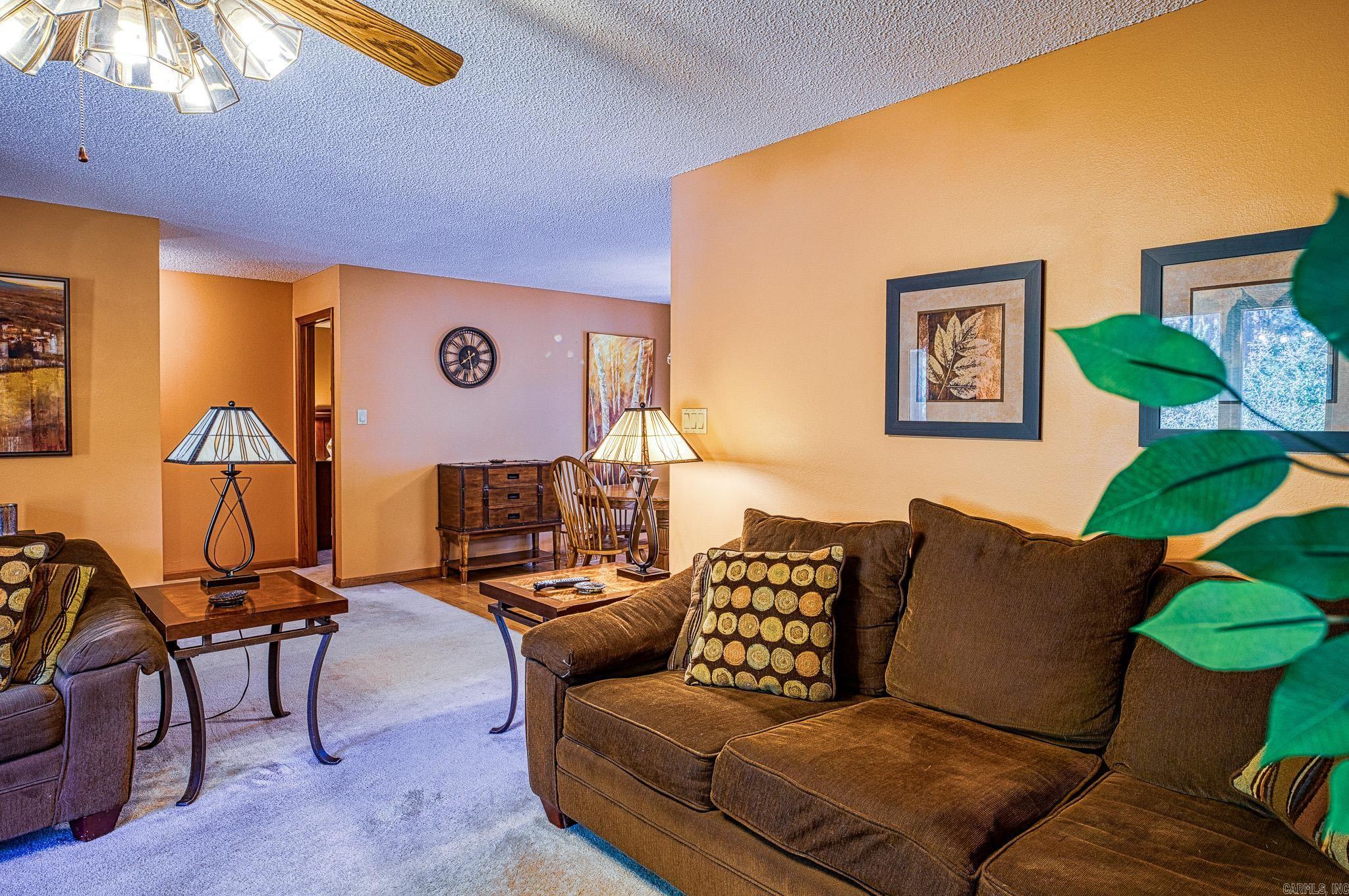 Mandarina - Residential