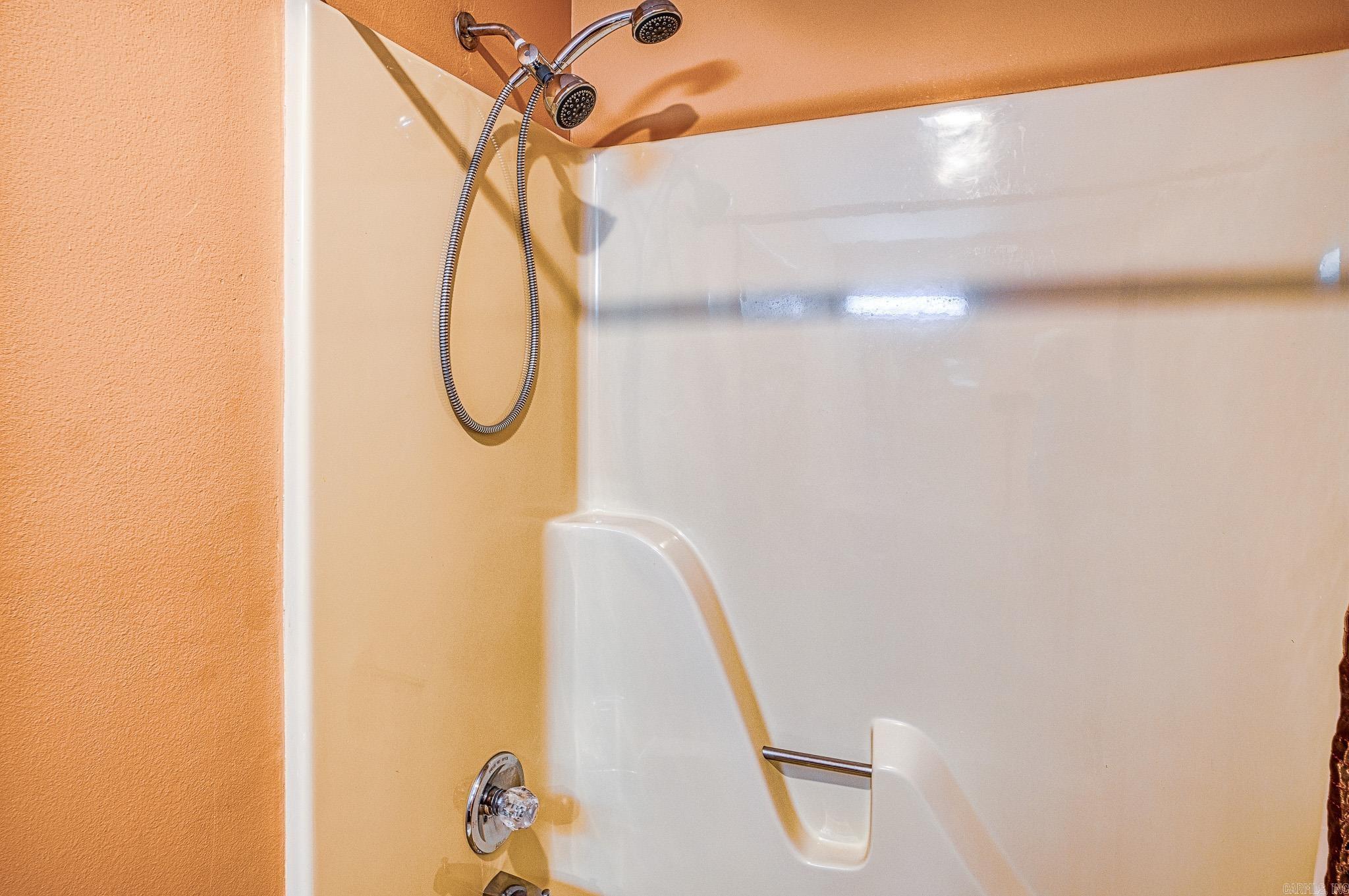 Mandarina - Residential