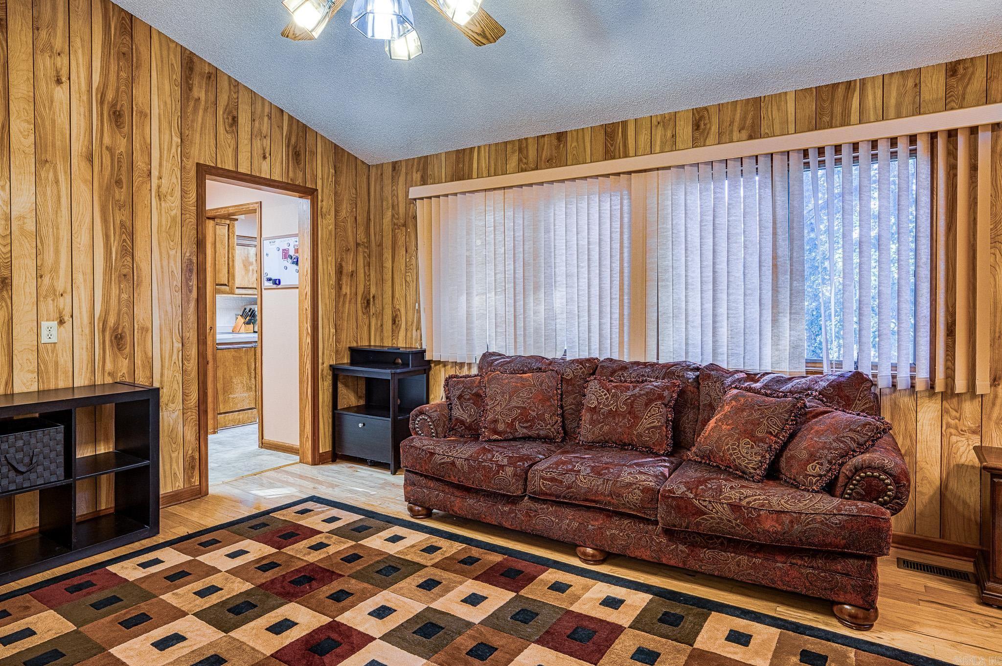 Mandarina - Residential