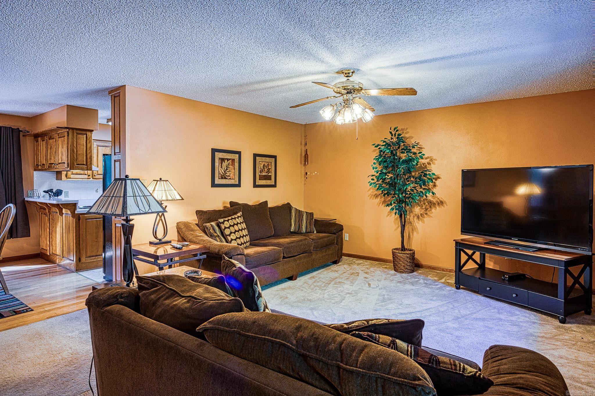 Mandarina - Residential