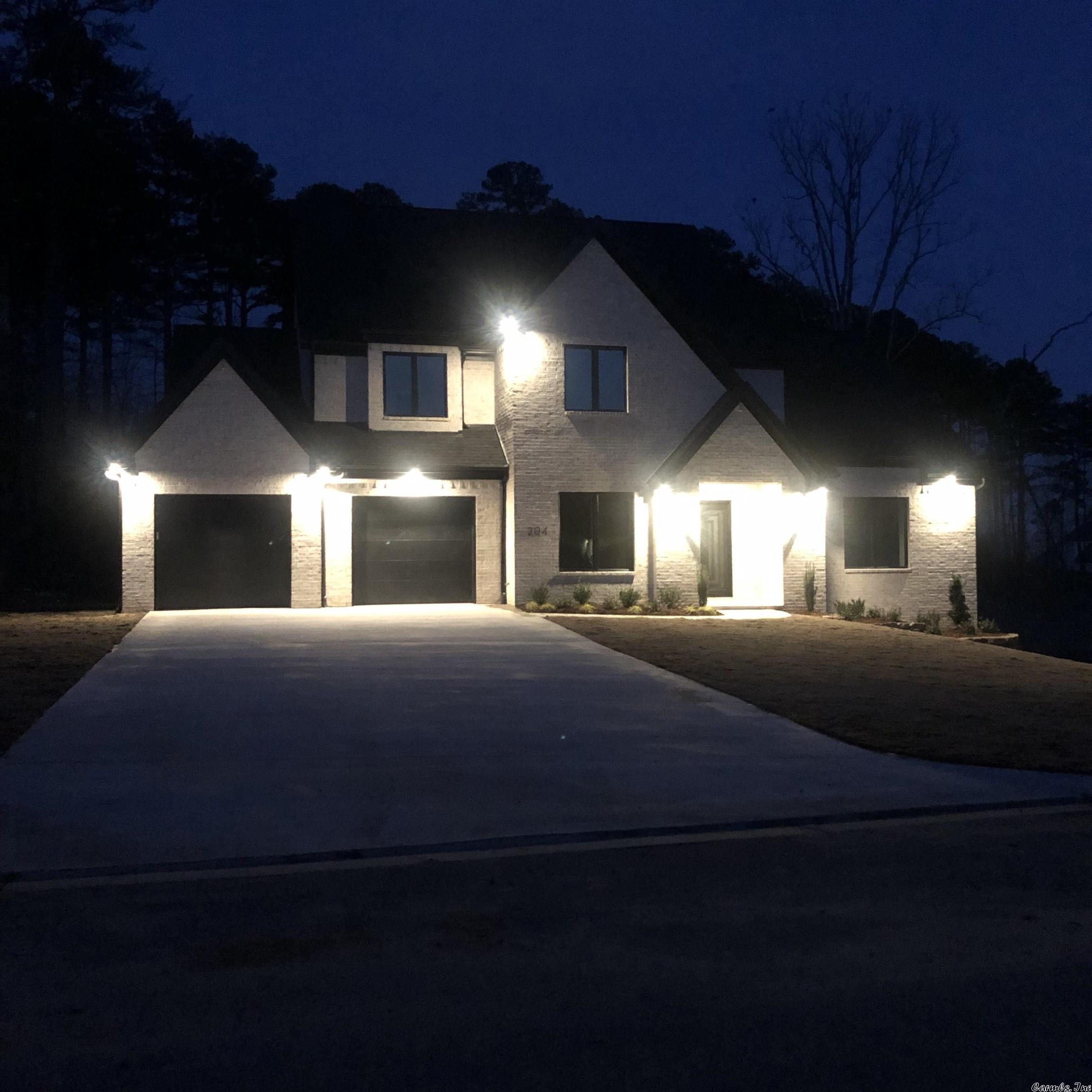 CHENAL VALLEY "FALSTONE COURT" - Residential