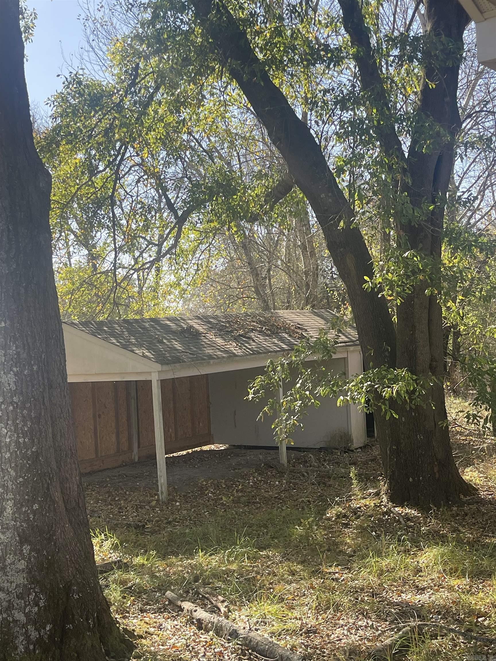 Metes & Bounds - Land