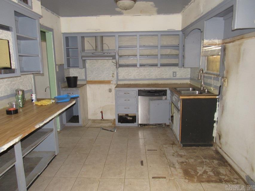 INDIAN HILLS - Residential