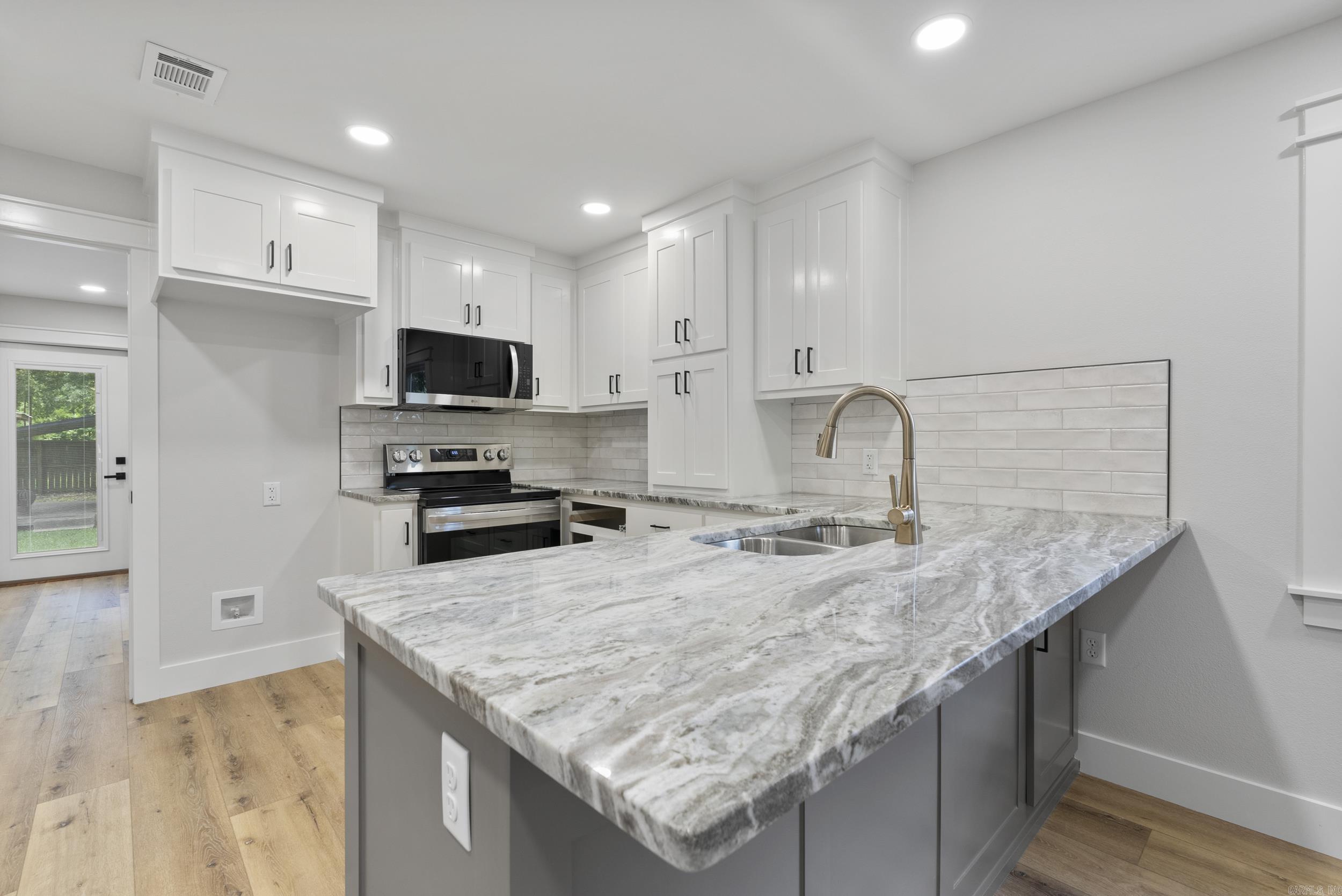 H P MERRITTS ADDN - Residential