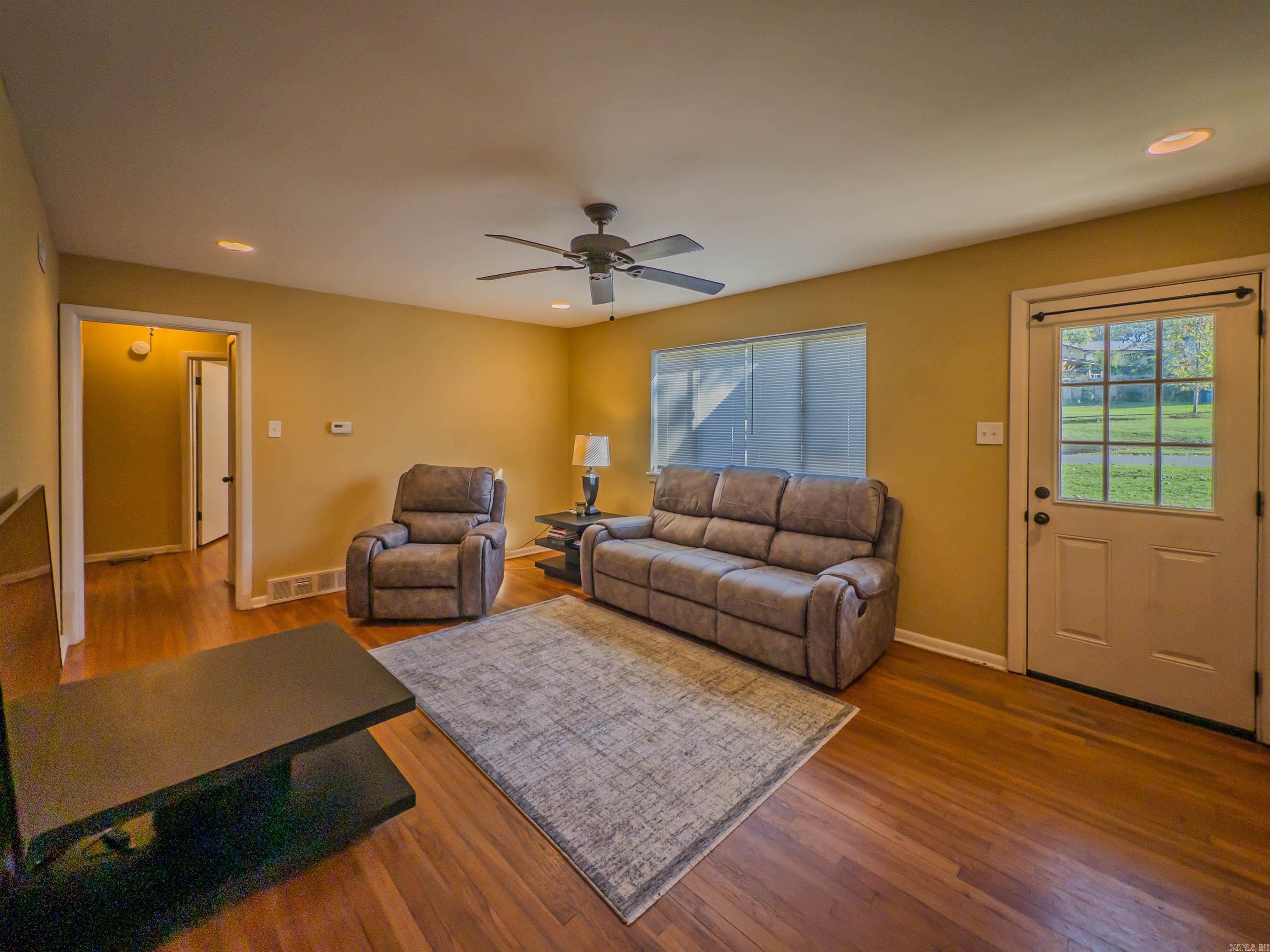 CAMMACK WOODS - Residential