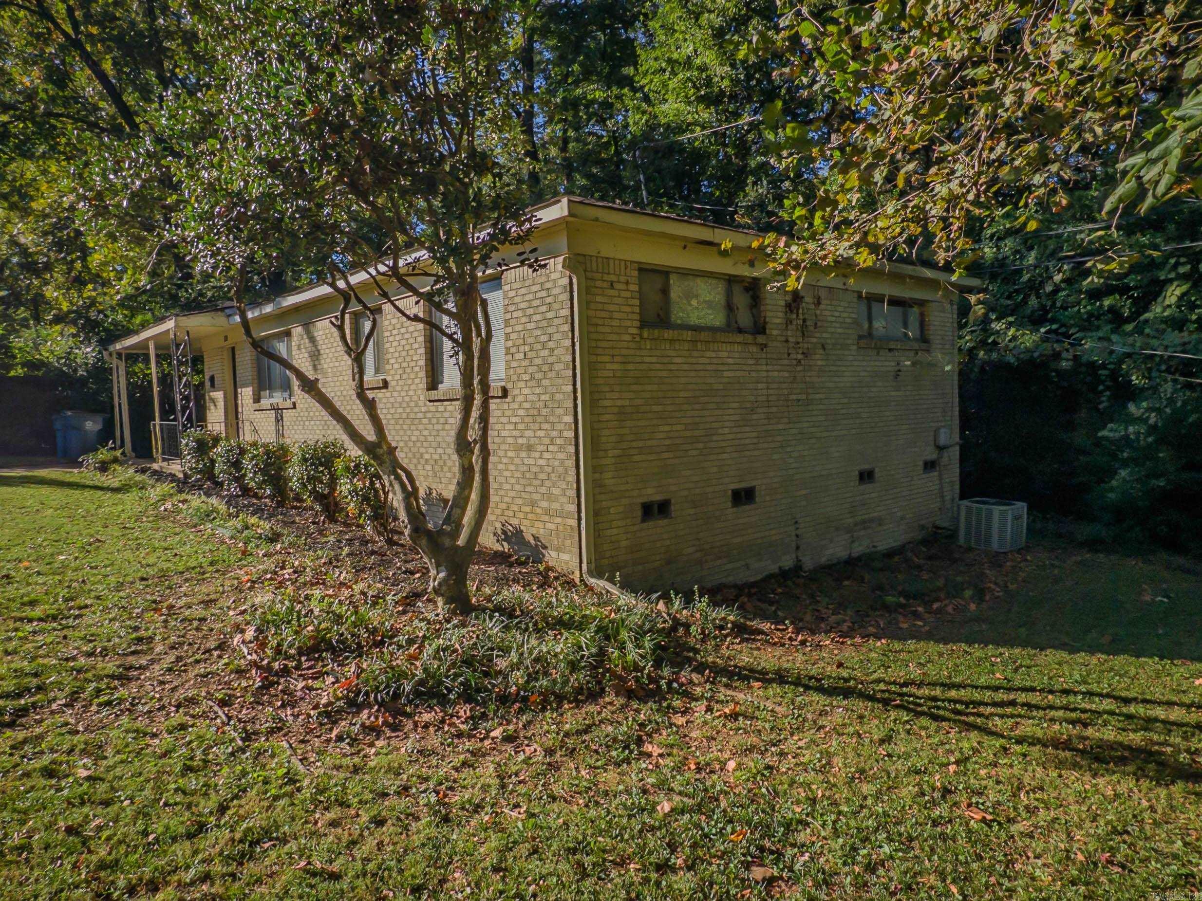 CAMMACK WOODS - Residential