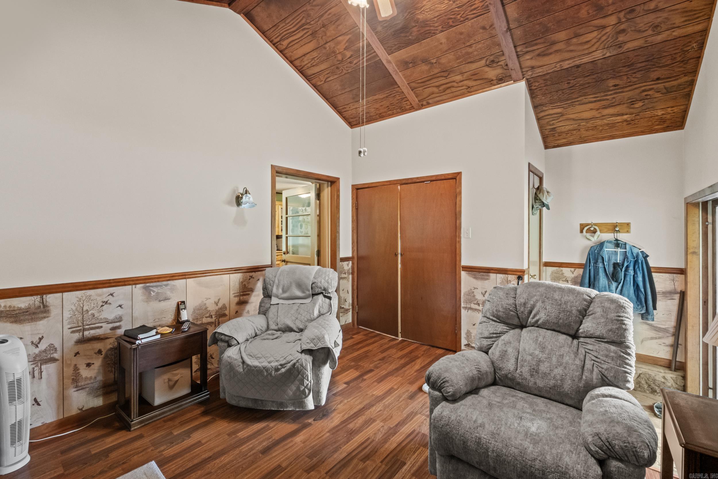 Metes & Bounds - Residential