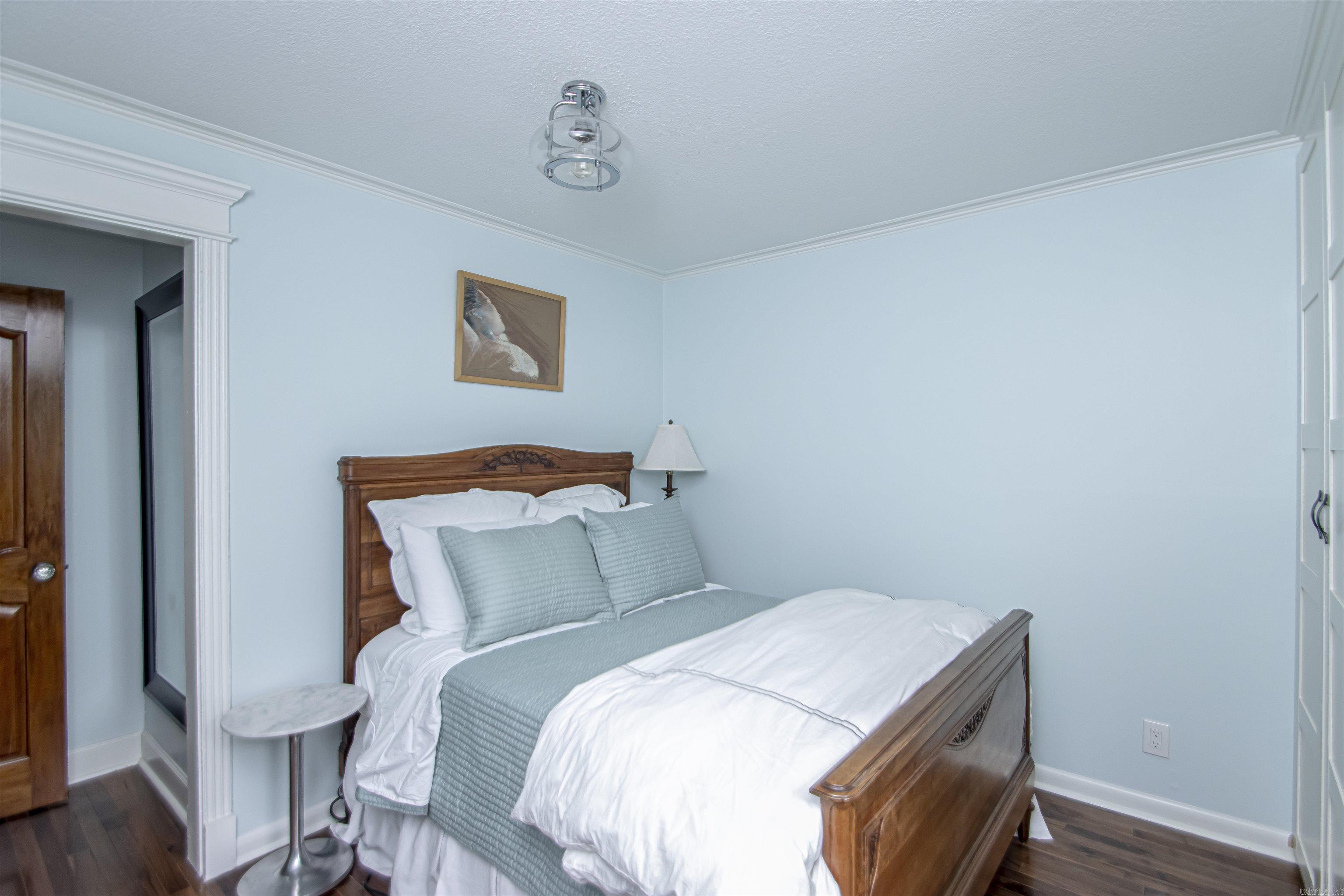 WILTON HGTS - Residential