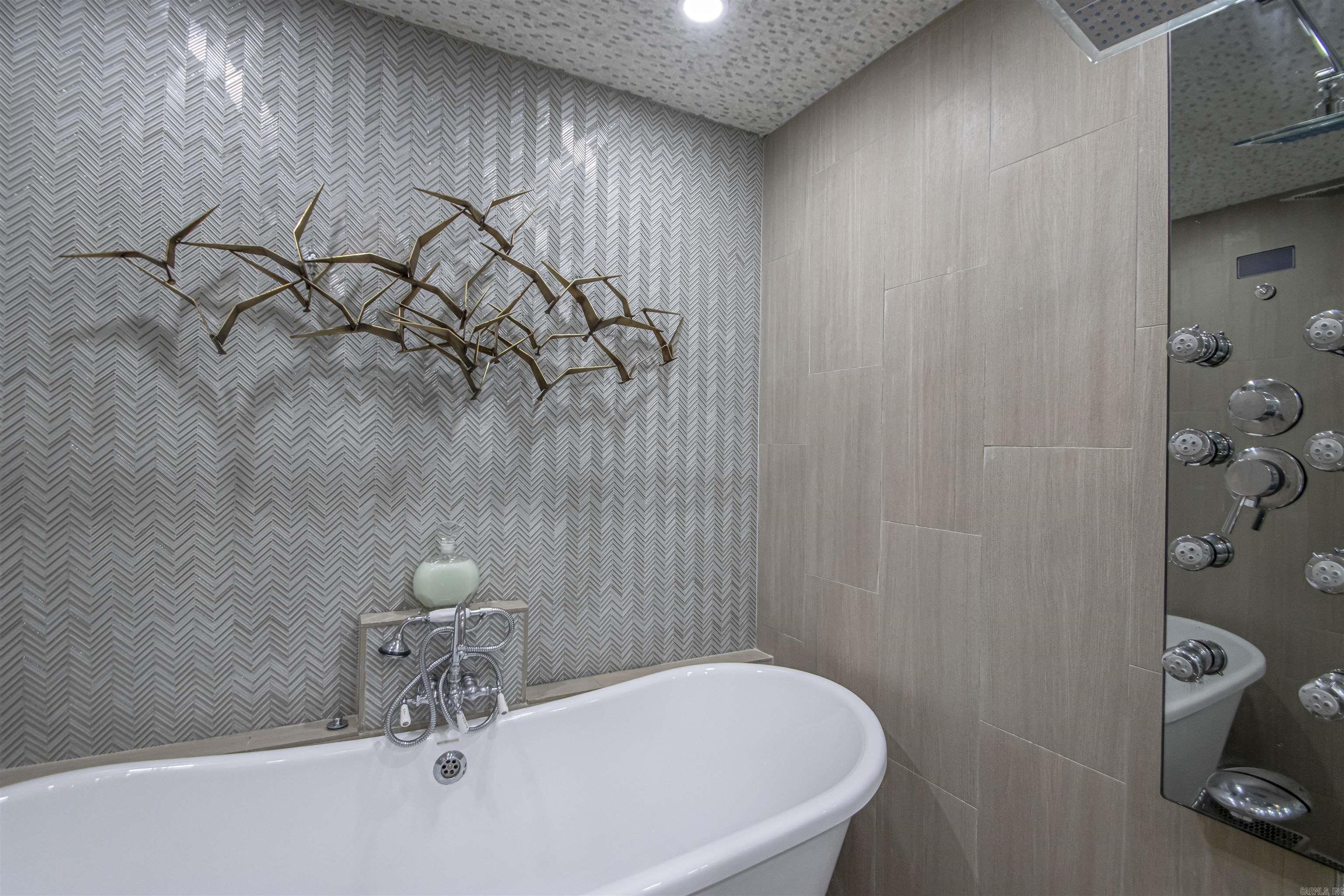 WILTON HGTS - Residential