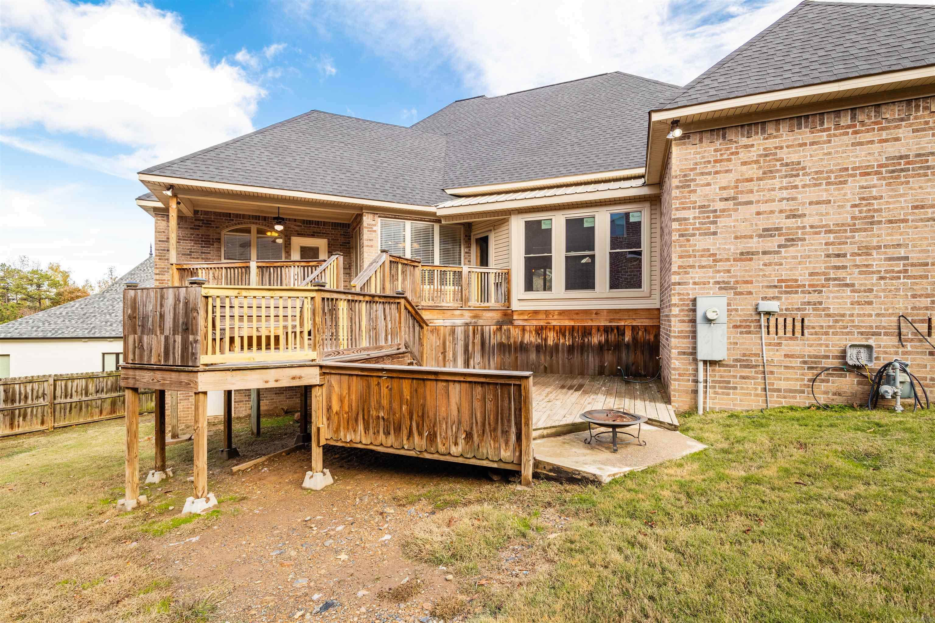 CHENAL VALLEY CHALLAIN PLACE - Residential