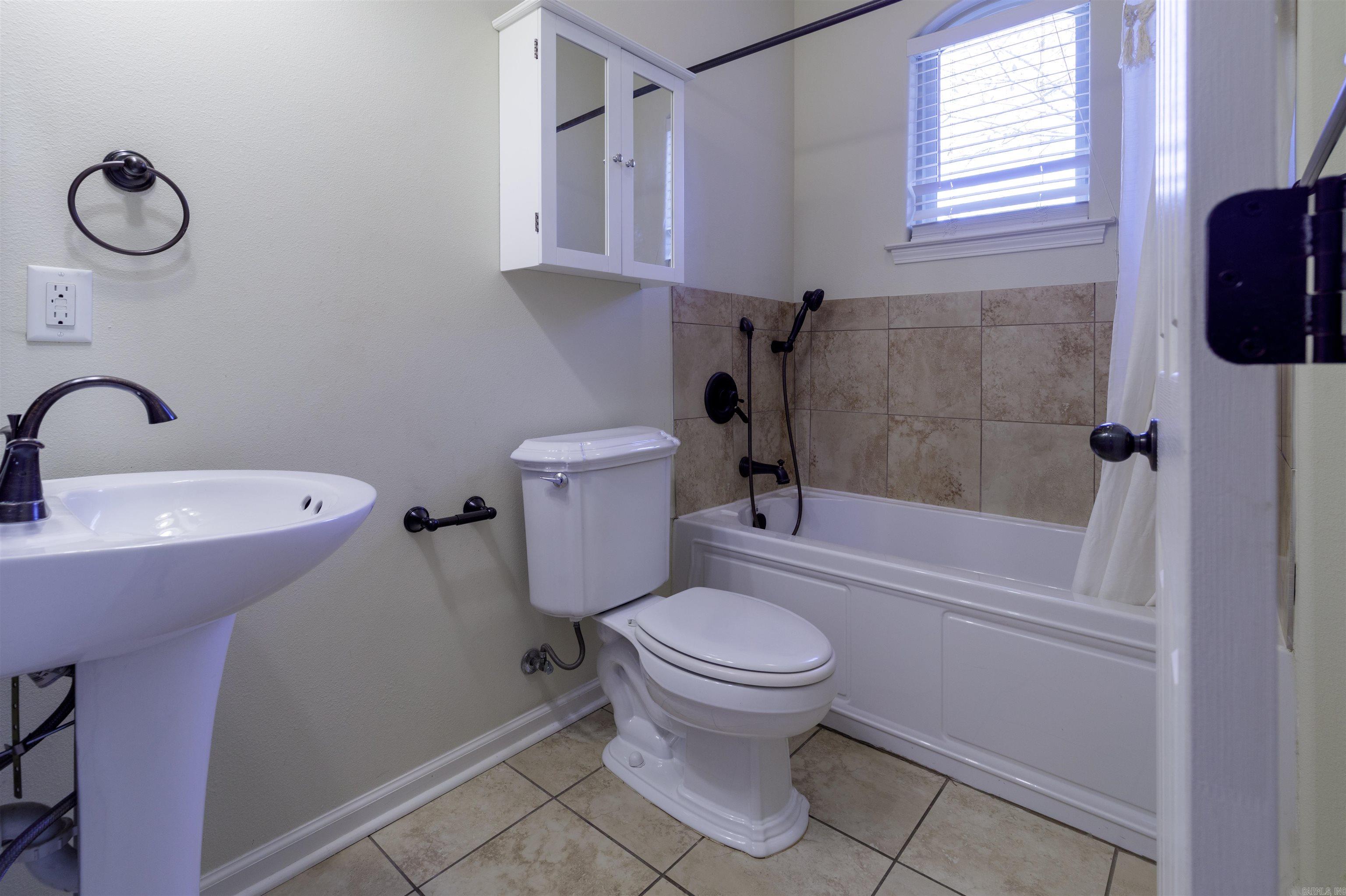 CHENAL VALLEY CHALLAIN PLACE - Residential