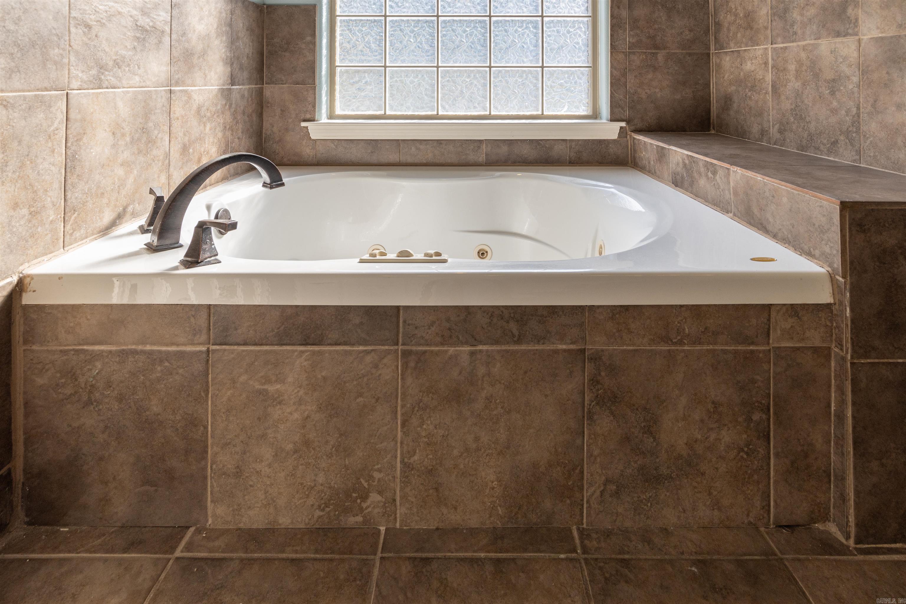 CHENAL VALLEY CHALLAIN PLACE - Residential