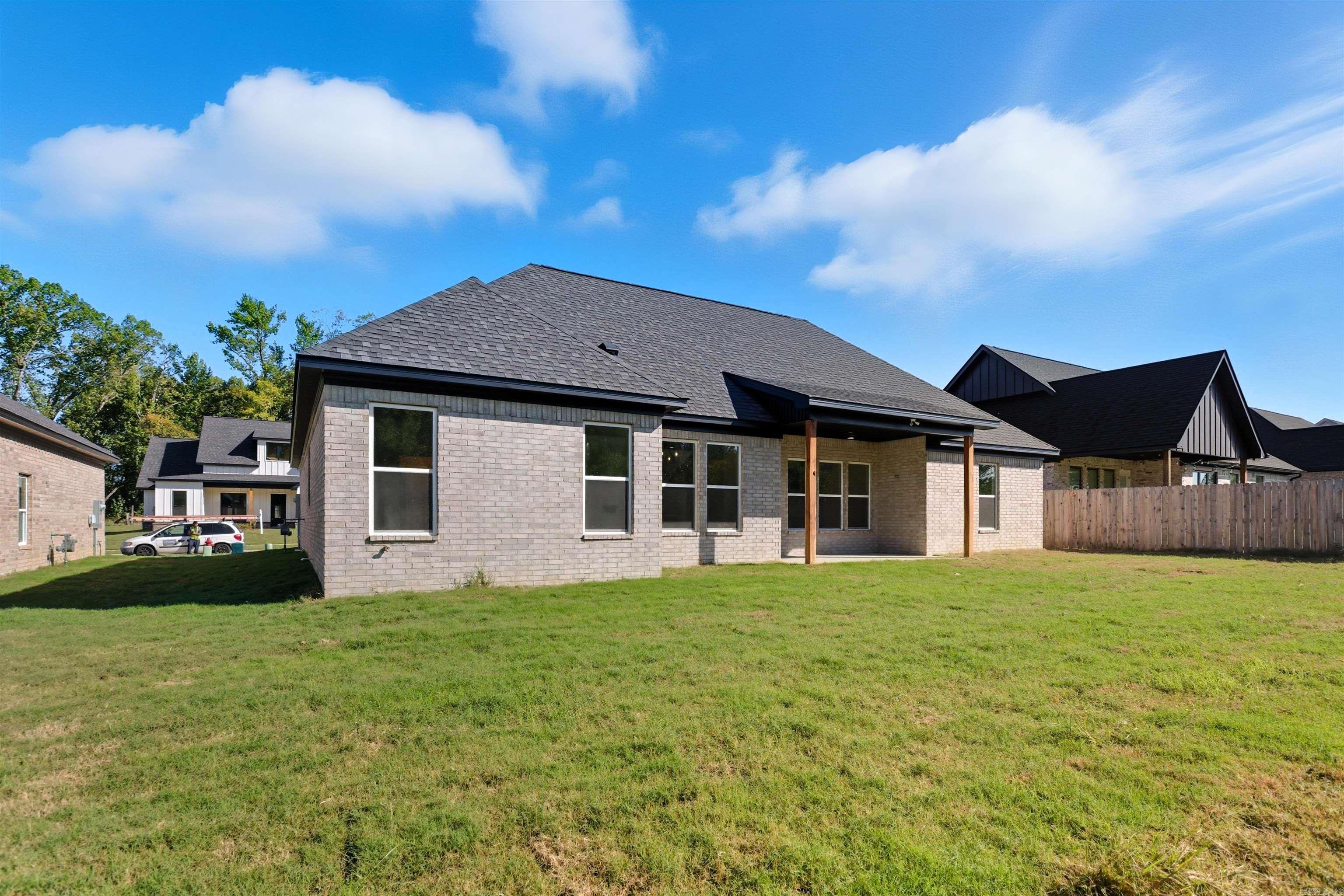 SARATOGA PLACE SUBDIVISION - Residential