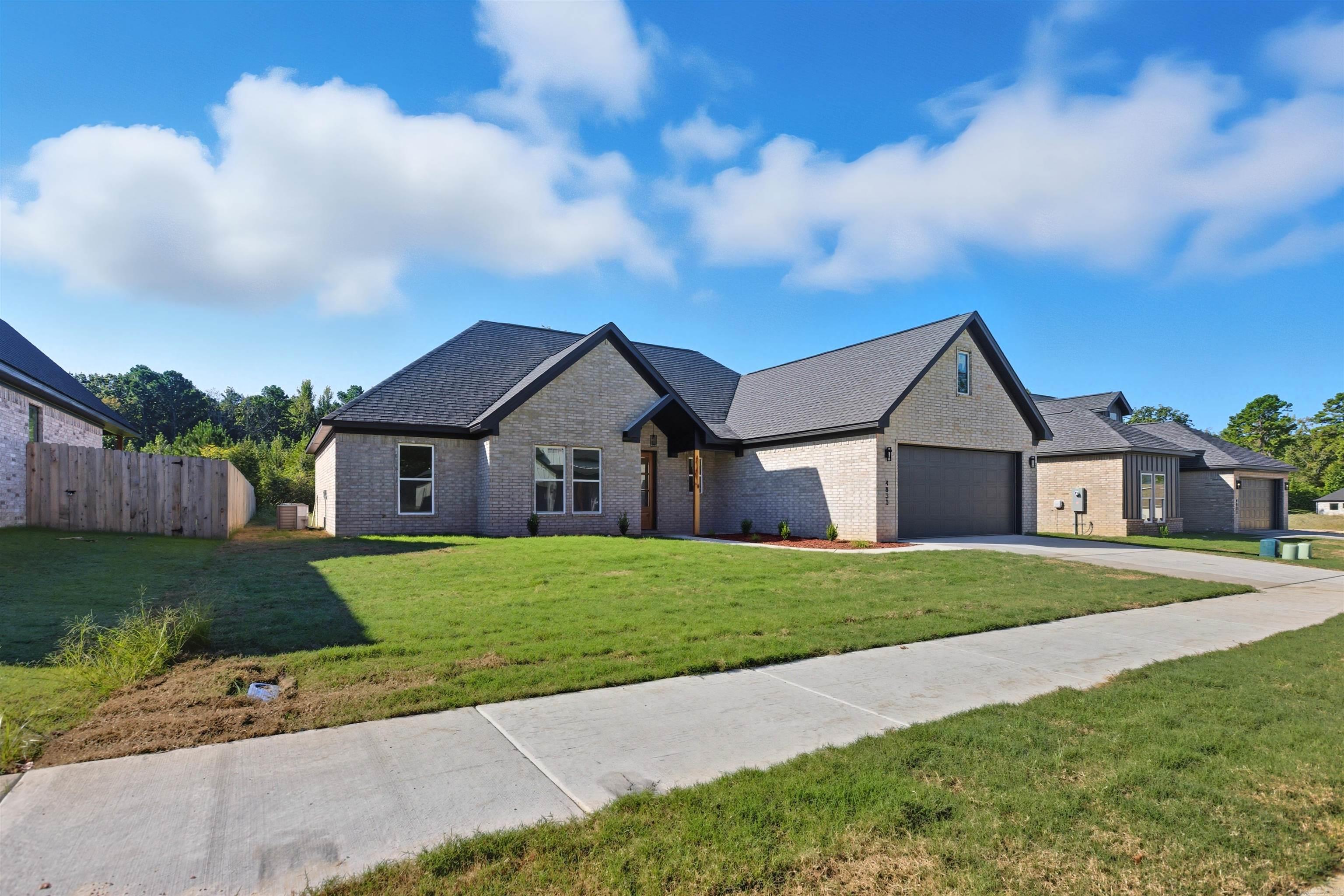 SARATOGA PLACE SUBDIVISION - Residential