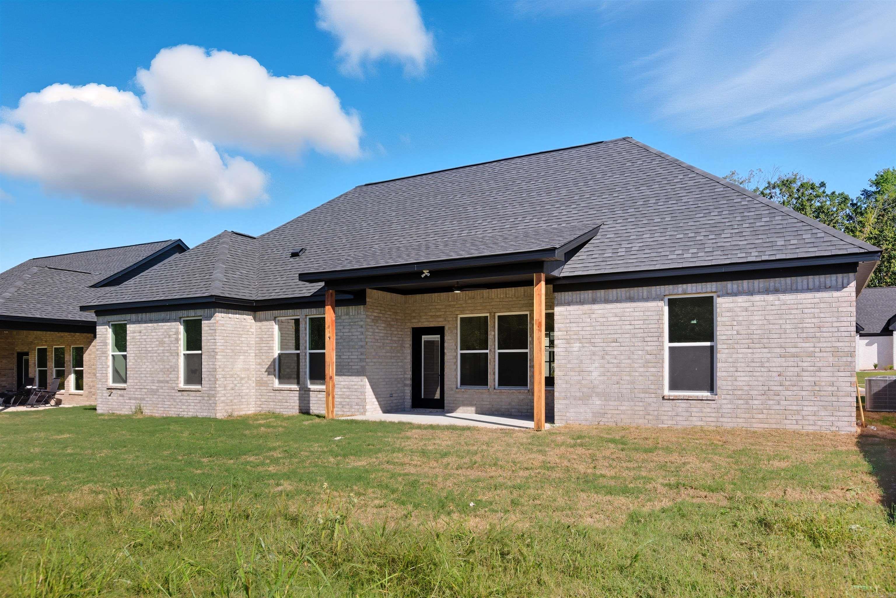 SARATOGA PLACE SUBDIVISION - Residential