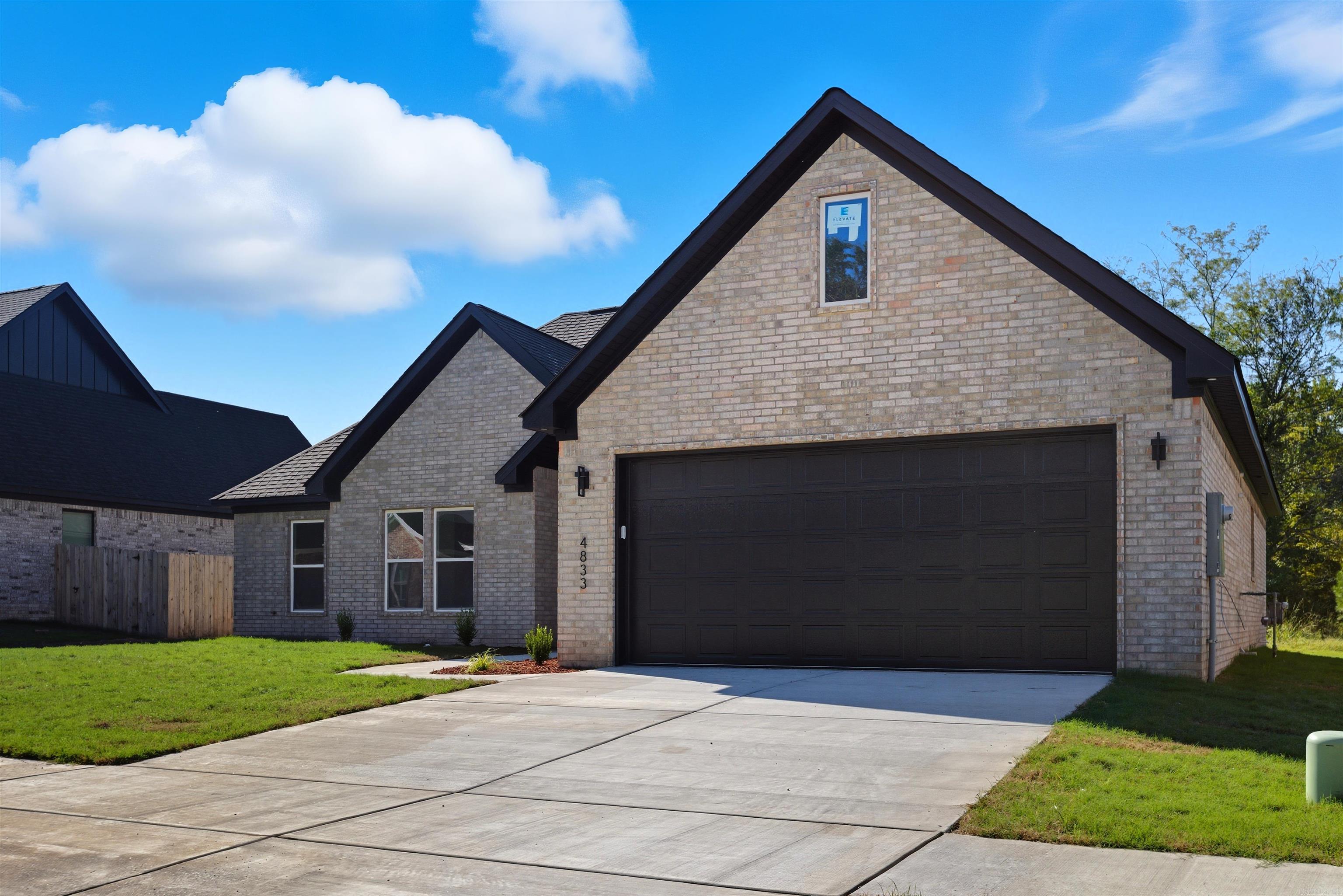 SARATOGA PLACE SUBDIVISION - Residential