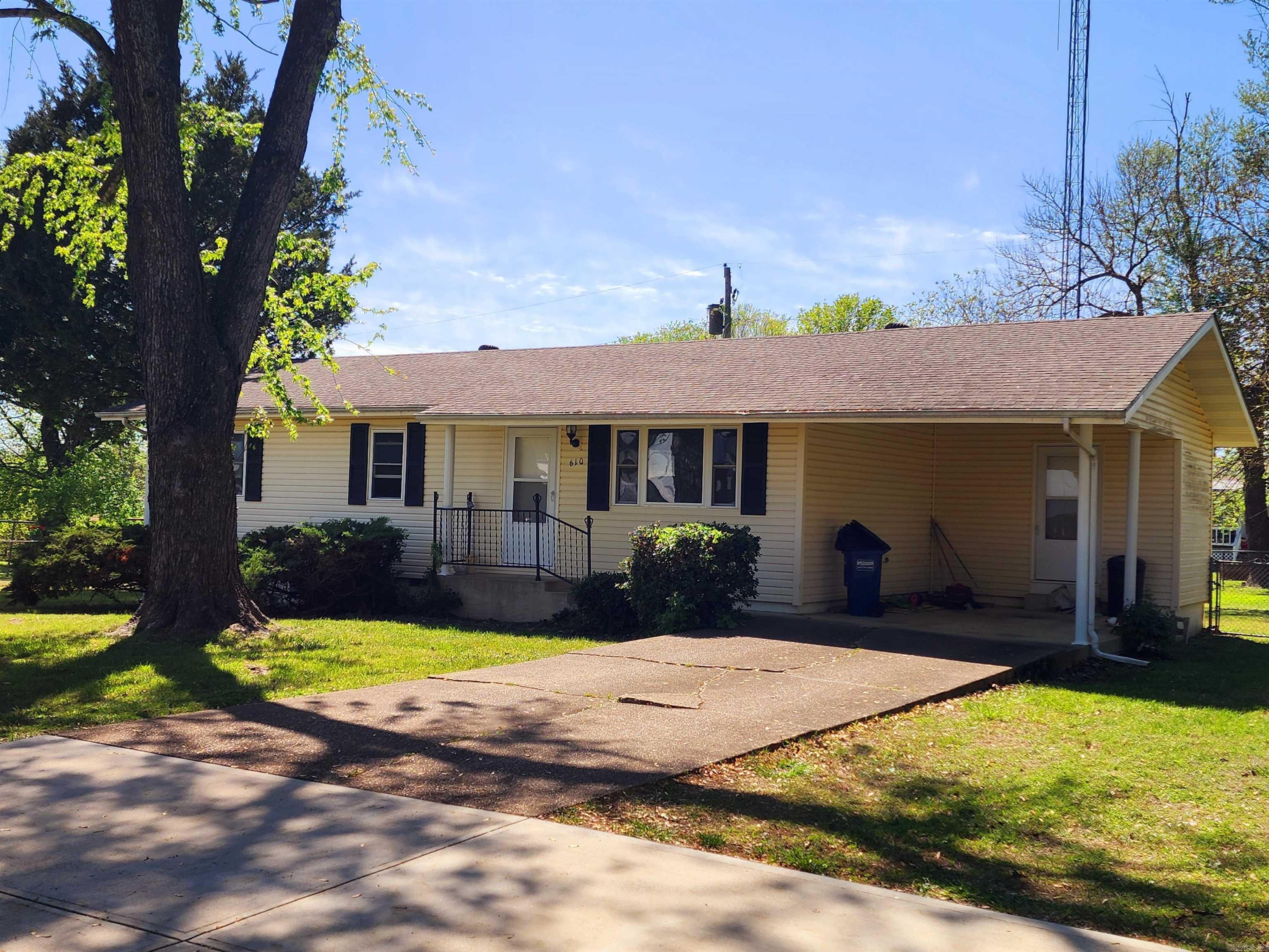 MEADOW LARK SUB - Residential