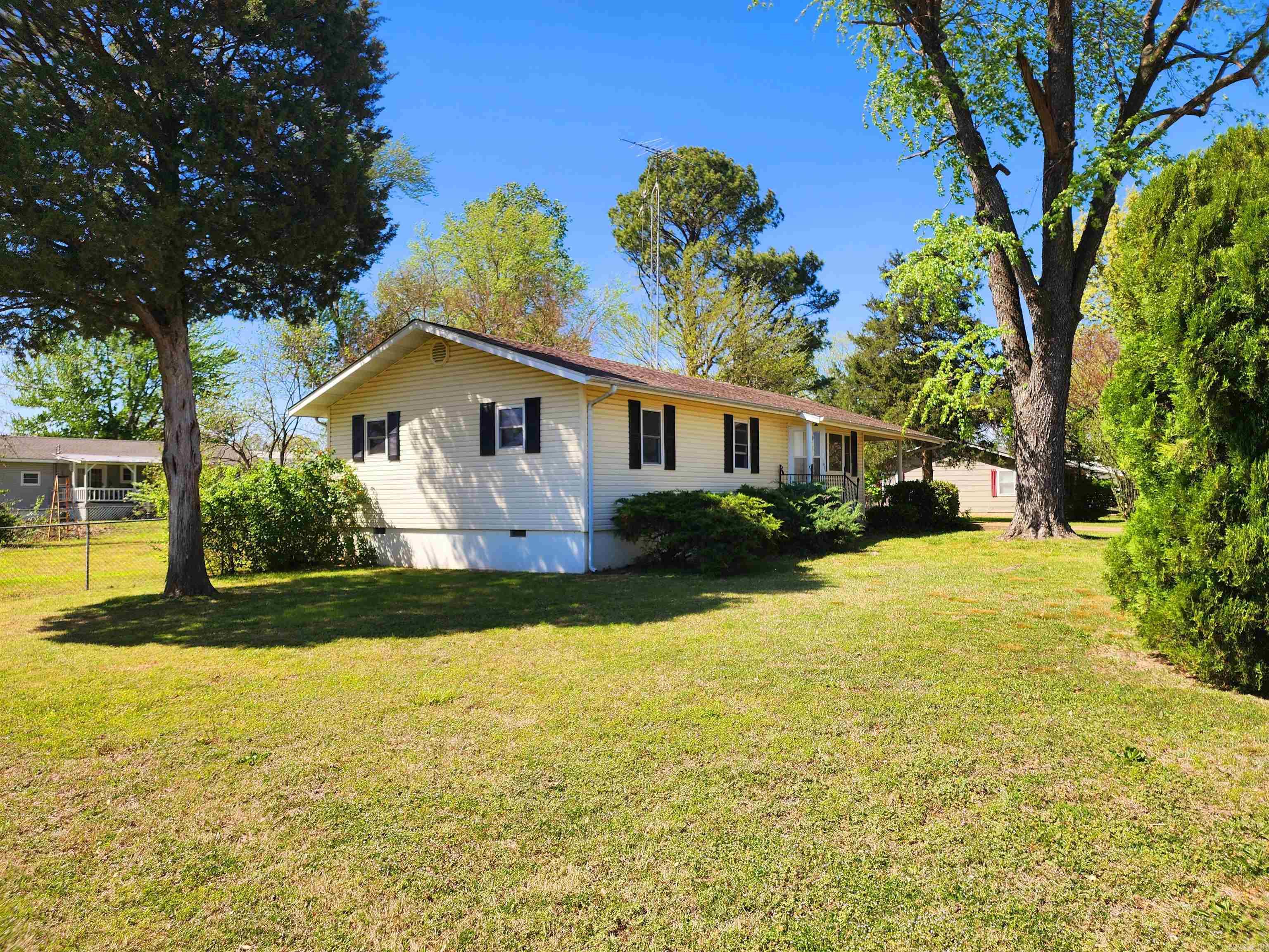 MEADOW LARK SUB - Residential