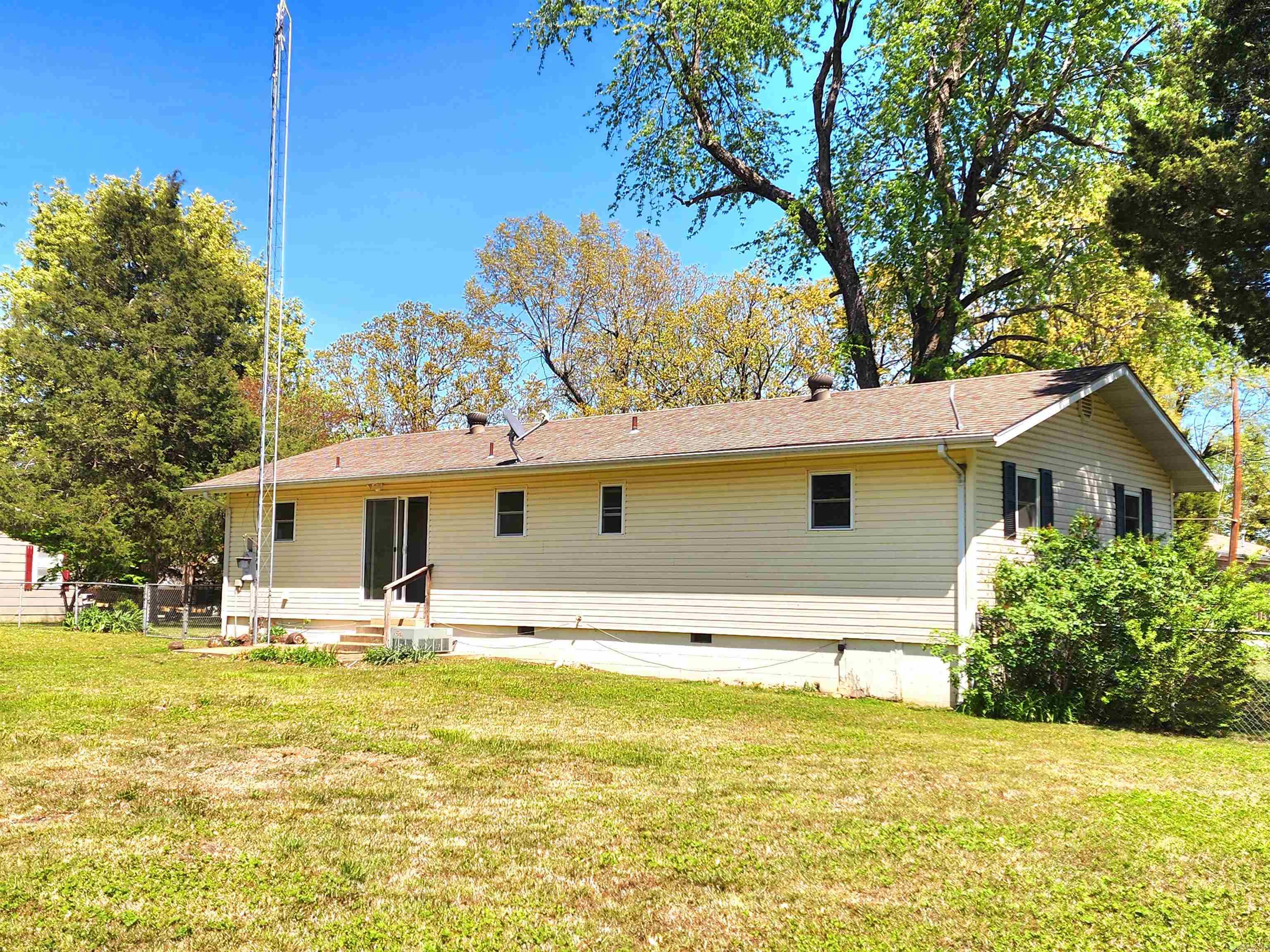 MEADOW LARK SUB - Residential