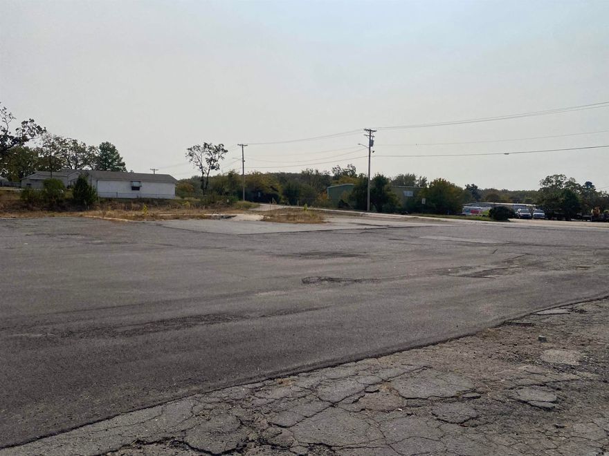 Large Corner Lot With Unlimited Potential!! Build your dream business!! **The Diner Does Not Convey With the Land!!
