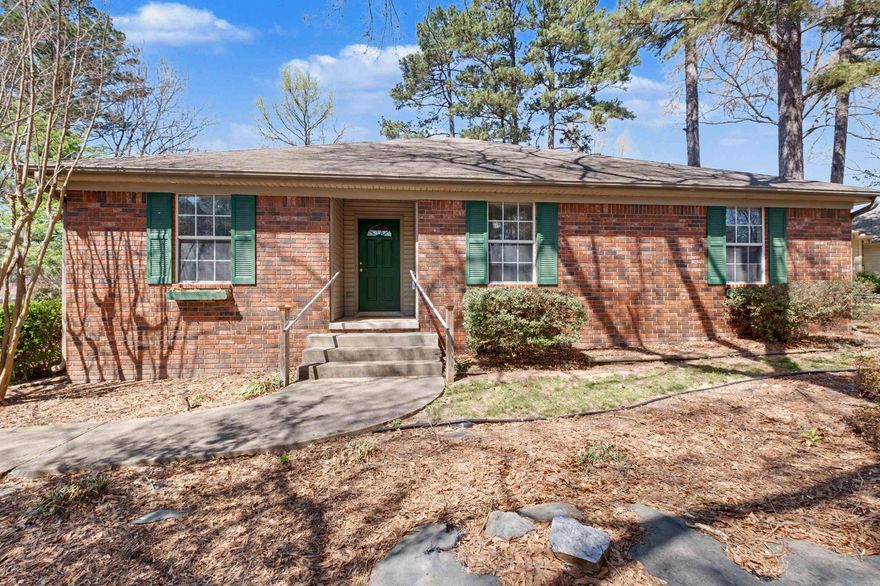 Nice one level on corner lot. Large fenced in backyard. Level lot. Spacious master with walk in closet and tray ceiling. Large great room with vaulted ceiling. Formal dining. Freshly painted. Oversized 2 car garage with lots of storage. Wonderful community with elementary school, tennis courts, pool, playground and community center. In an estate no disclosure but in good condition.