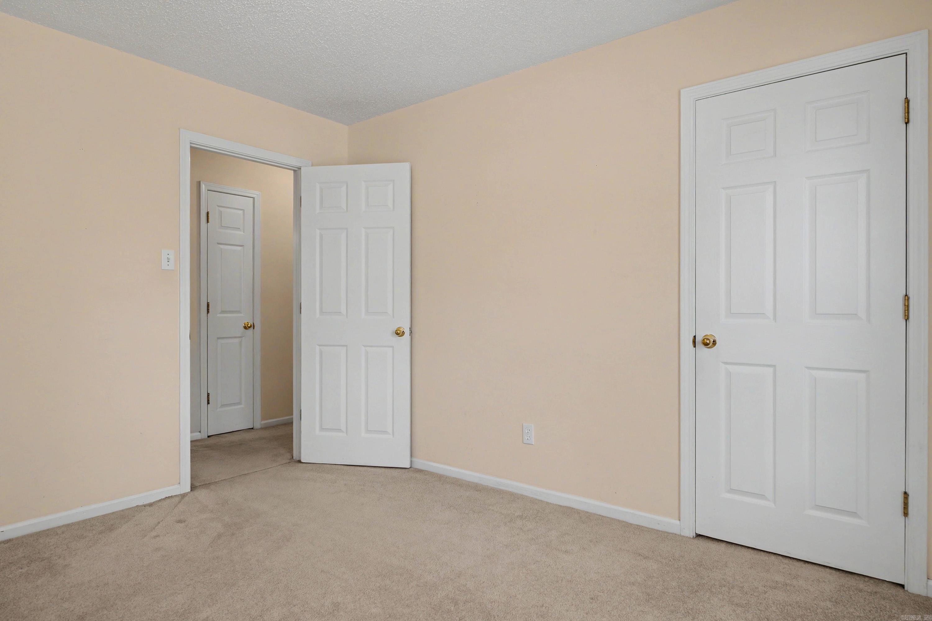 OTTER CREEK COMMUNITY - Residential