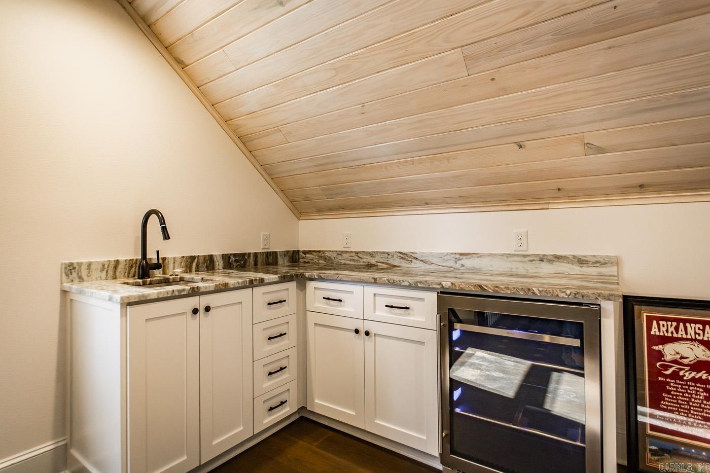 RETREAT AT GRAND ISLE - Residential