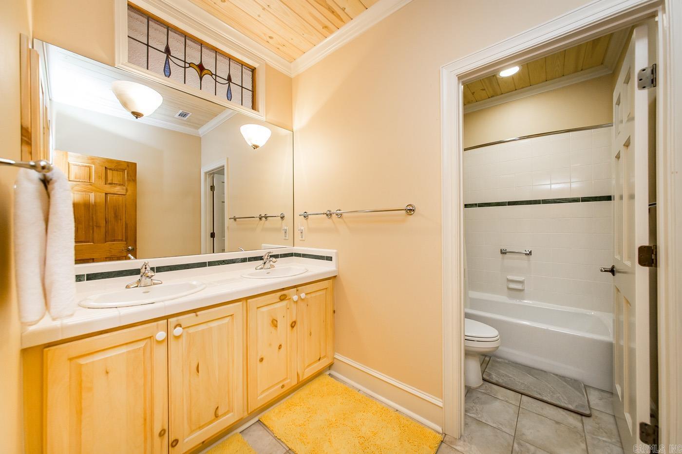 RETREAT AT GRAND ISLE - Residential