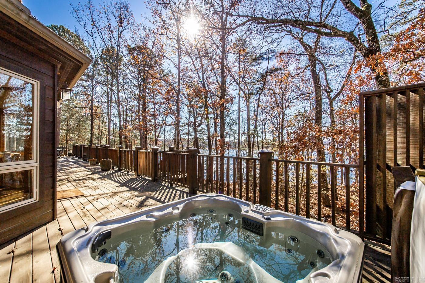 RETREAT AT GRAND ISLE - Residential