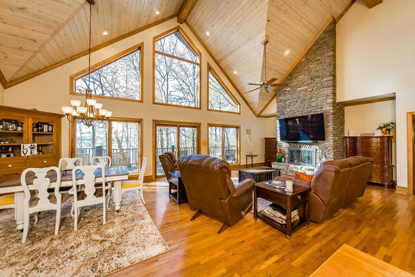 RETREAT AT GRAND ISLE - Residential