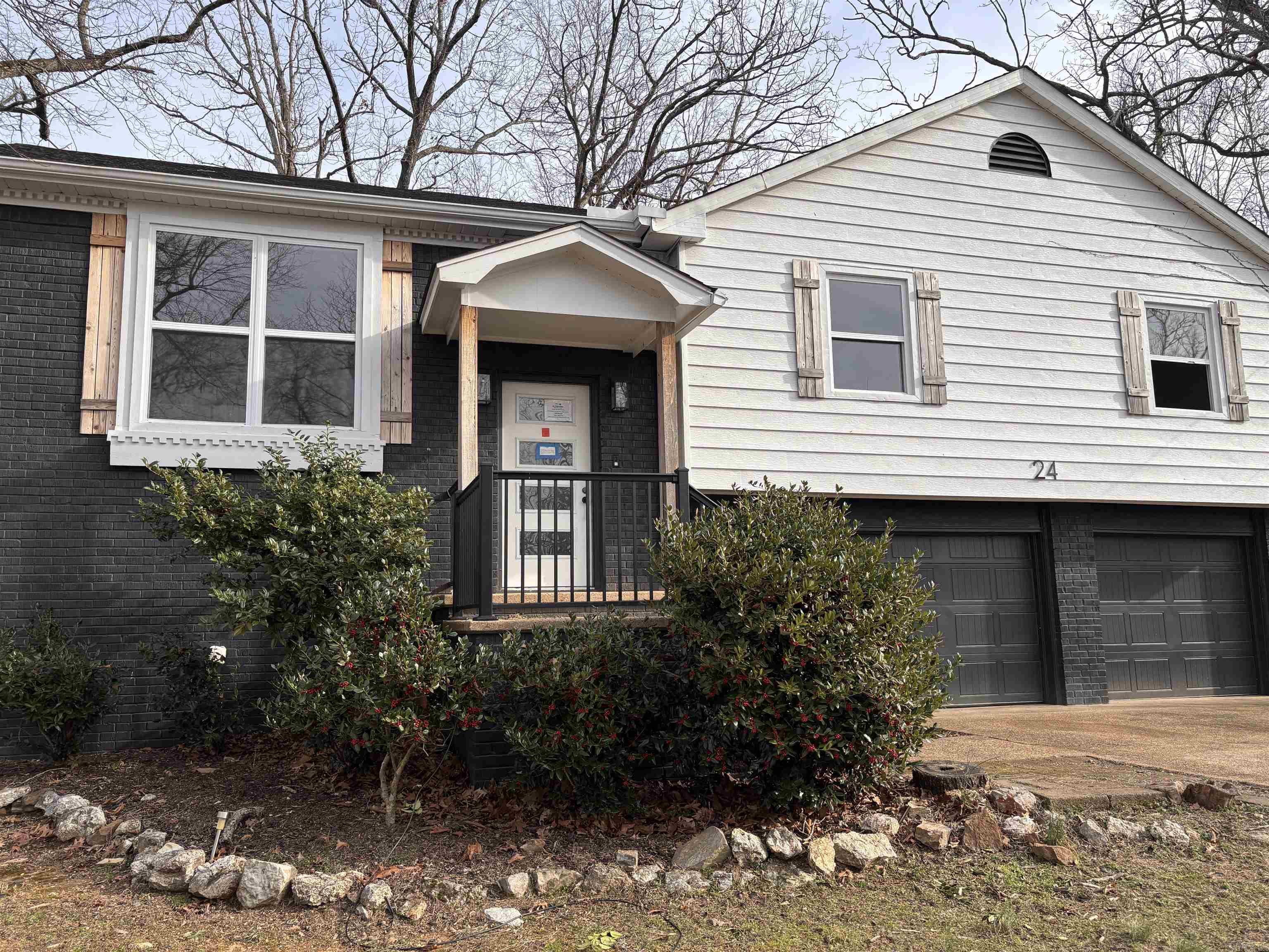 THUNDERBIRD - Residential