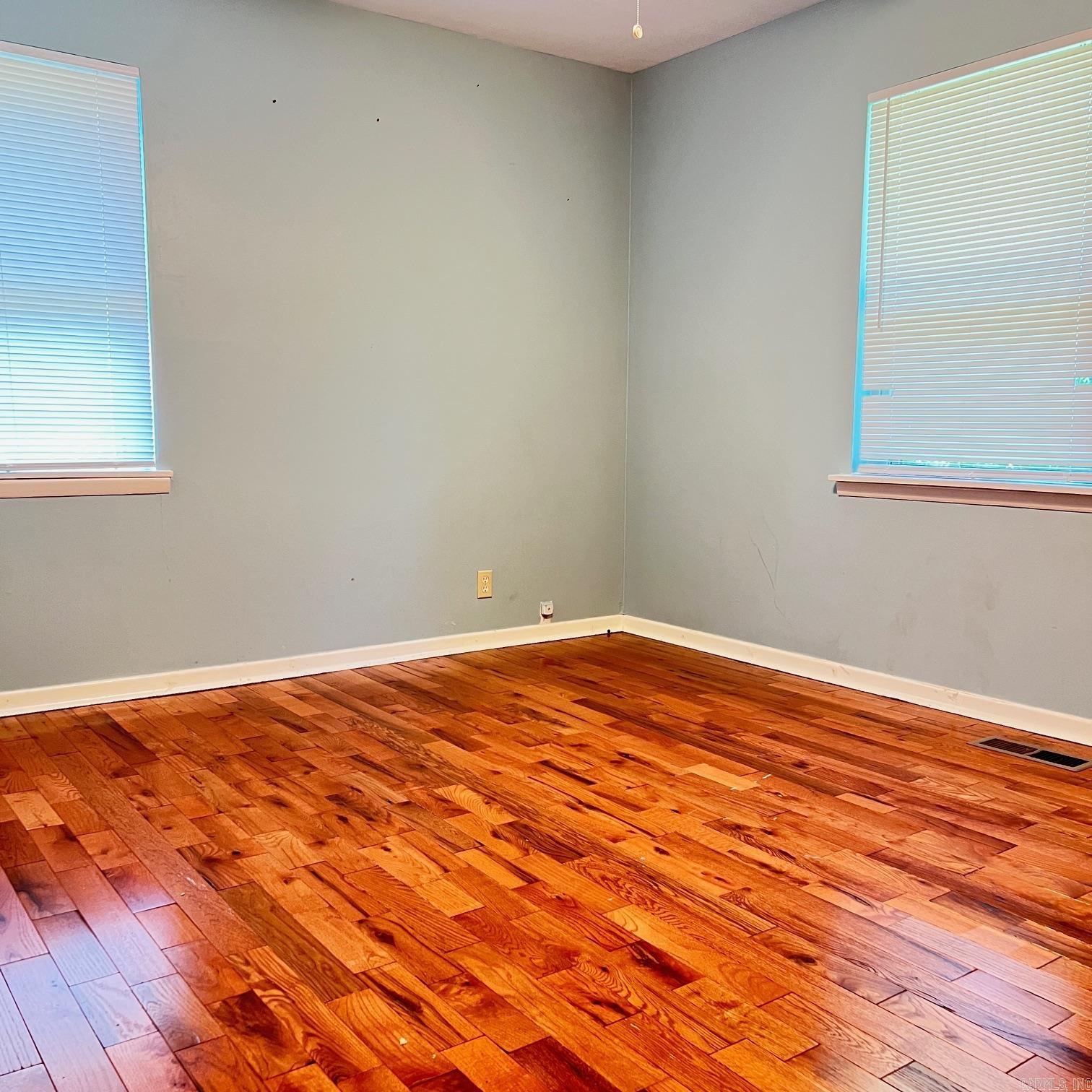 KINGWOOD PLACE - Residential